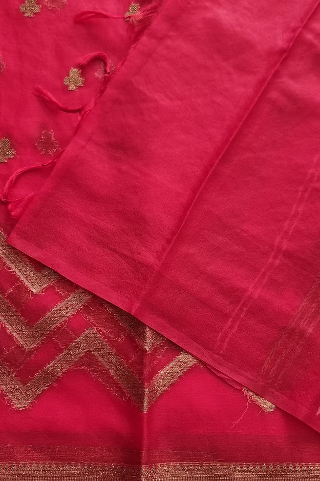 SUV2870-RED
