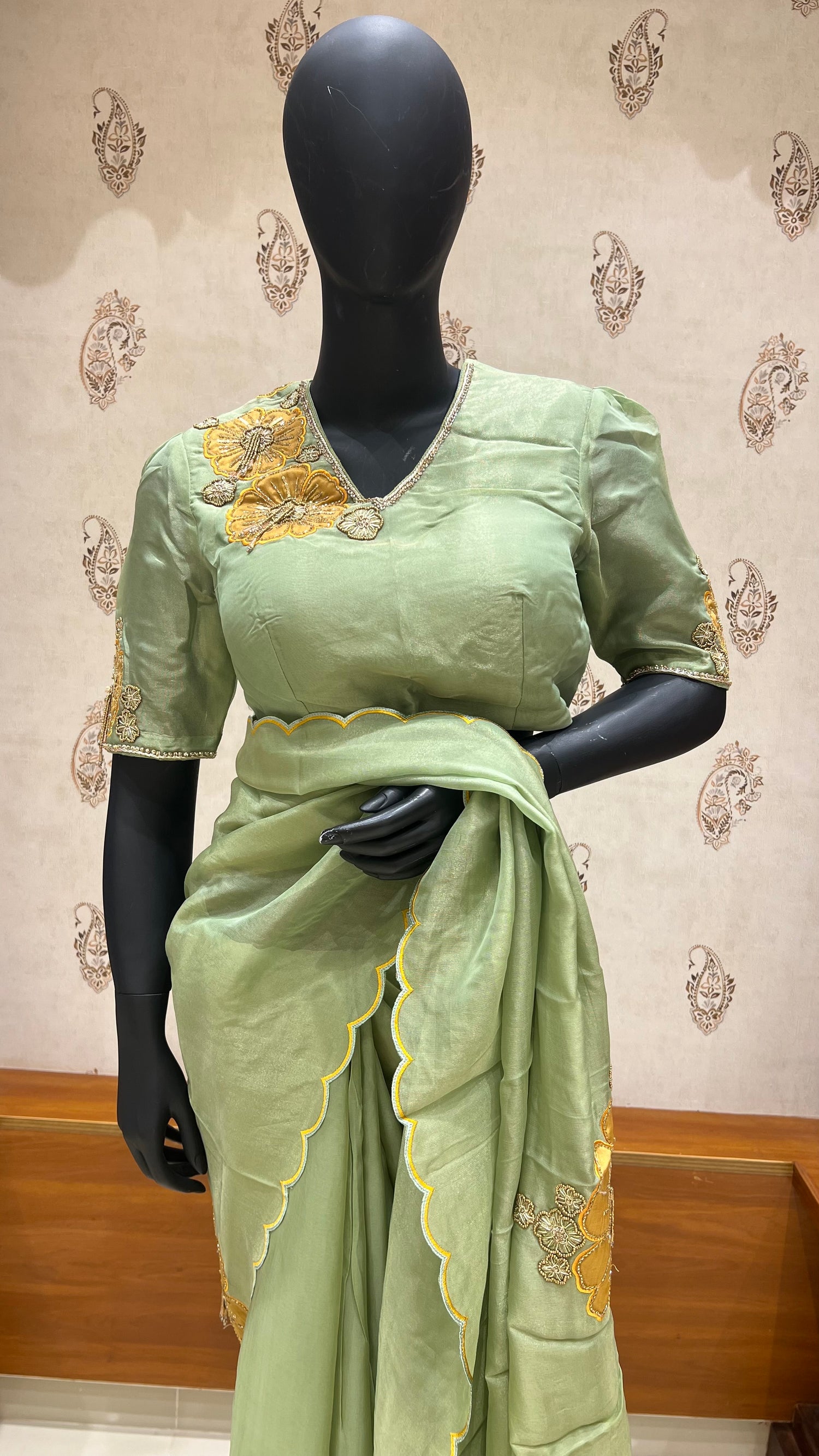 SUV4623-GREEN