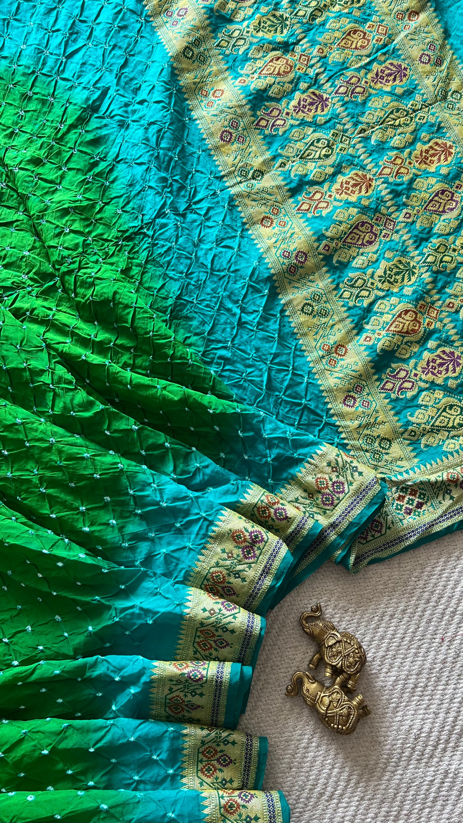 SUV4478-GREEN WITH BLUE