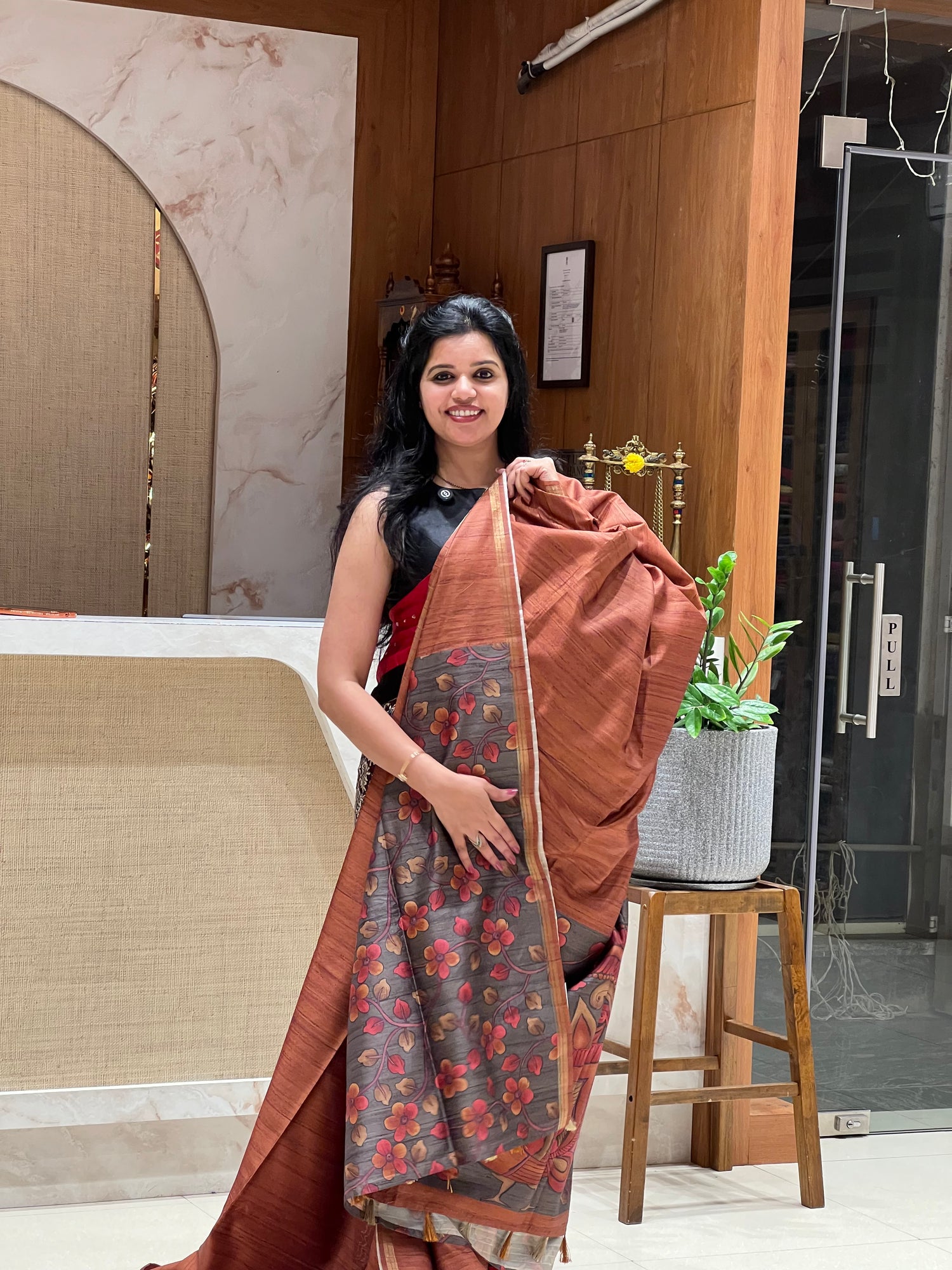 SUV3848-GREY WITH ORANGE