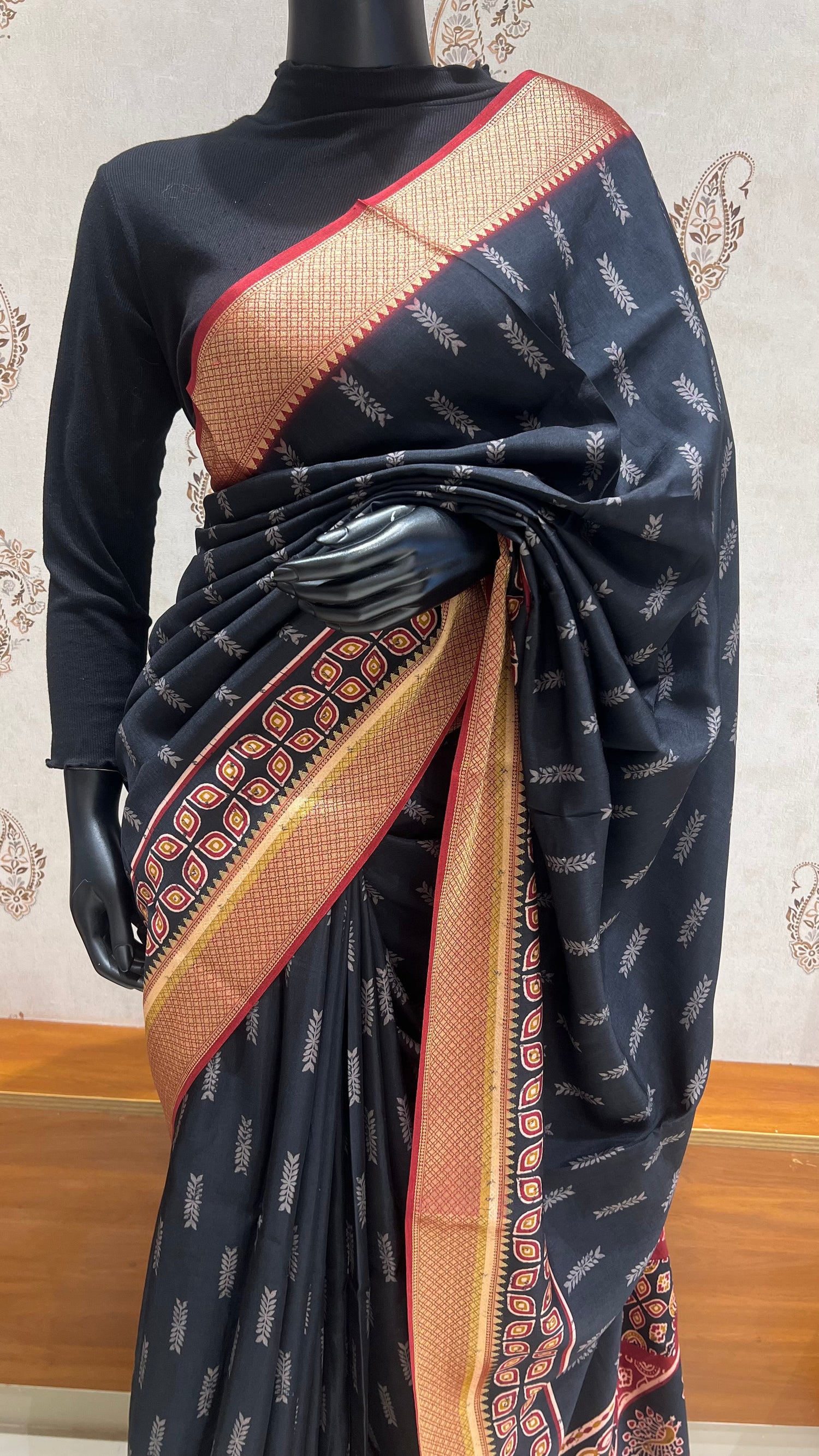 SUV4177-BLACK