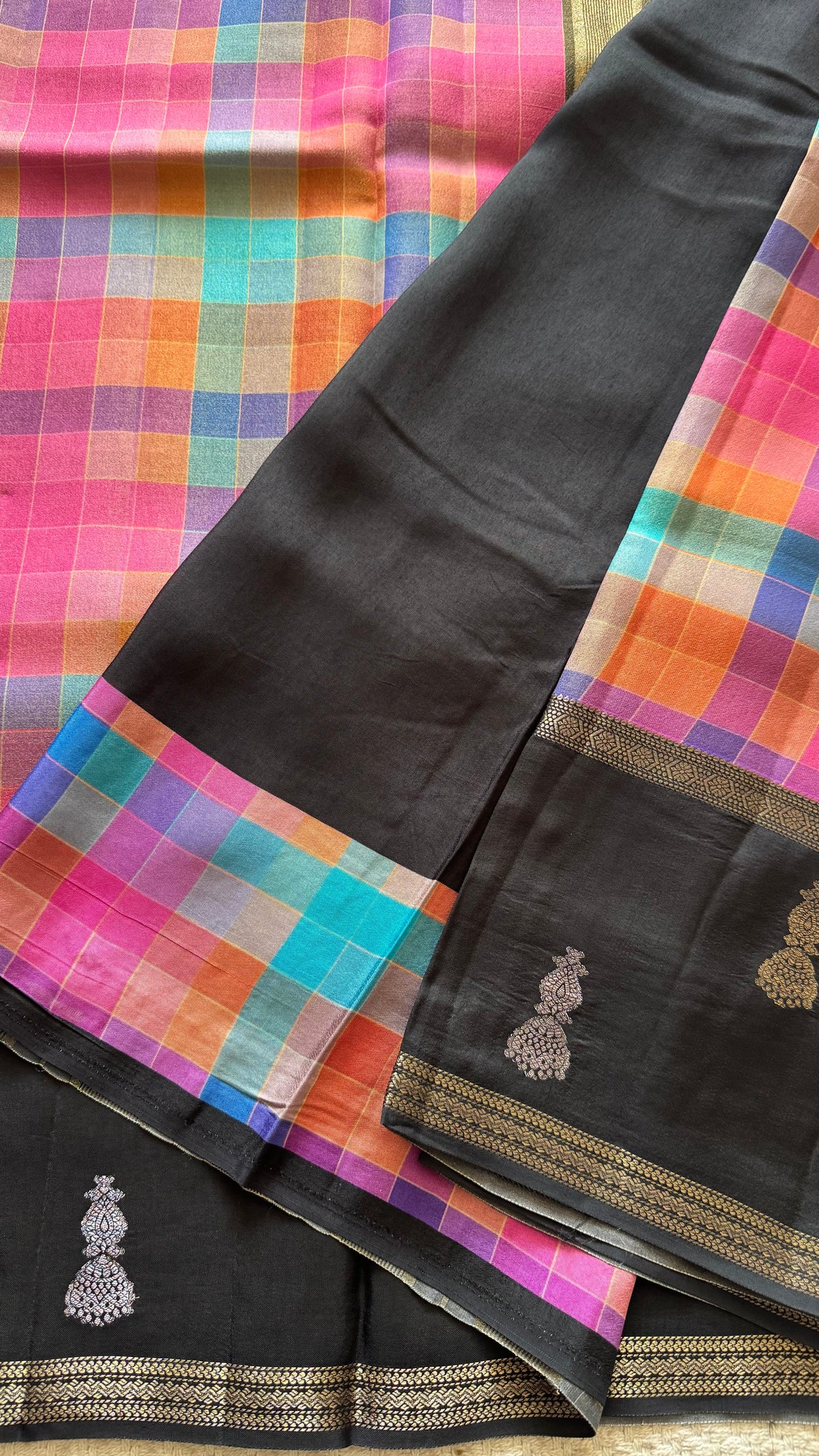 CHECKS SAREE SUV5885-MULTI-1
