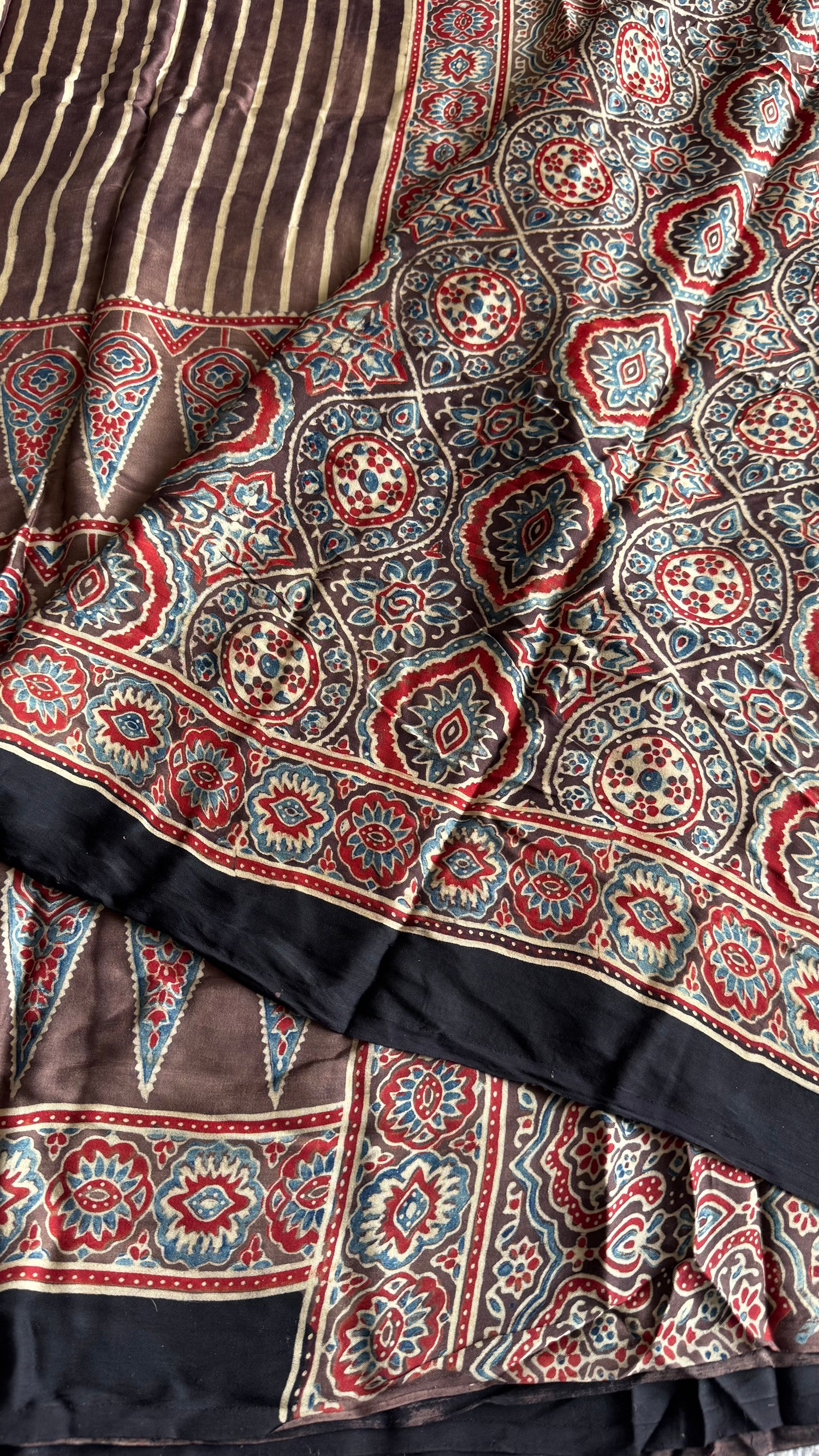 SUV4813-BROWN
