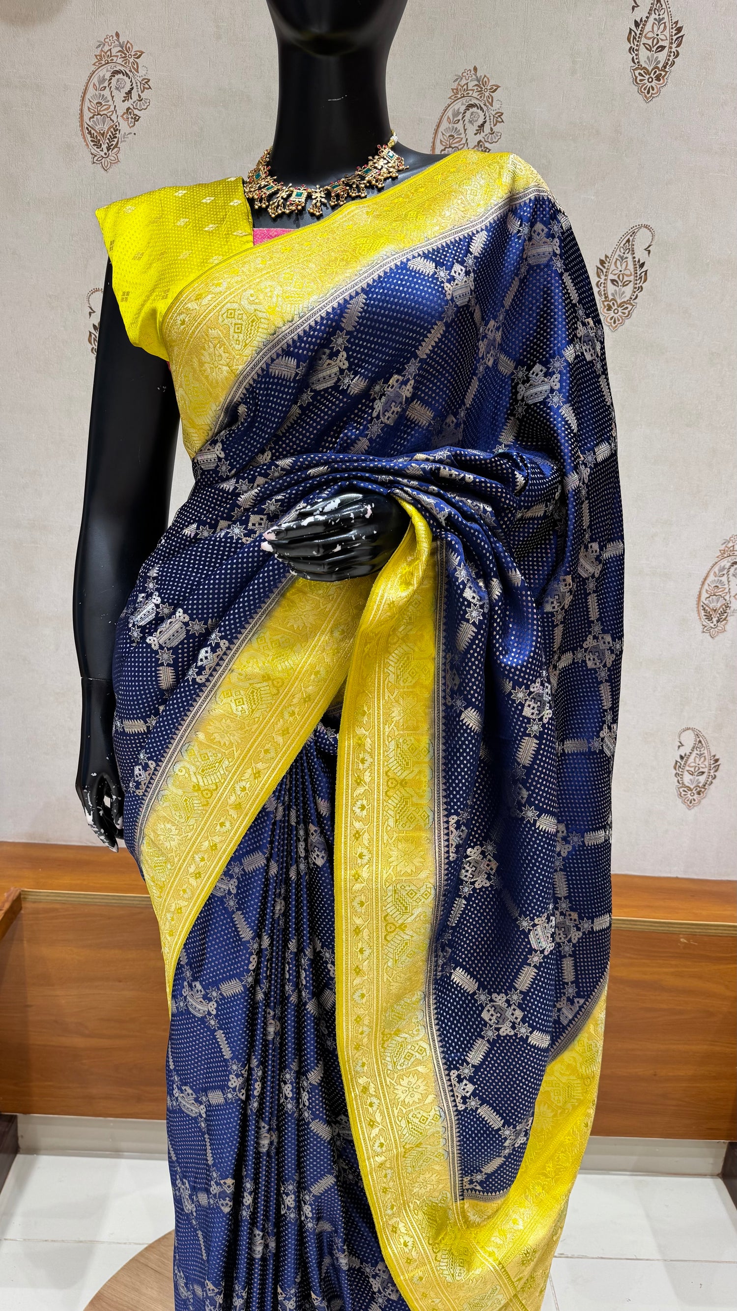SATIN CREPE SUV5631-SAPHIREBLUE WITH GREEN
