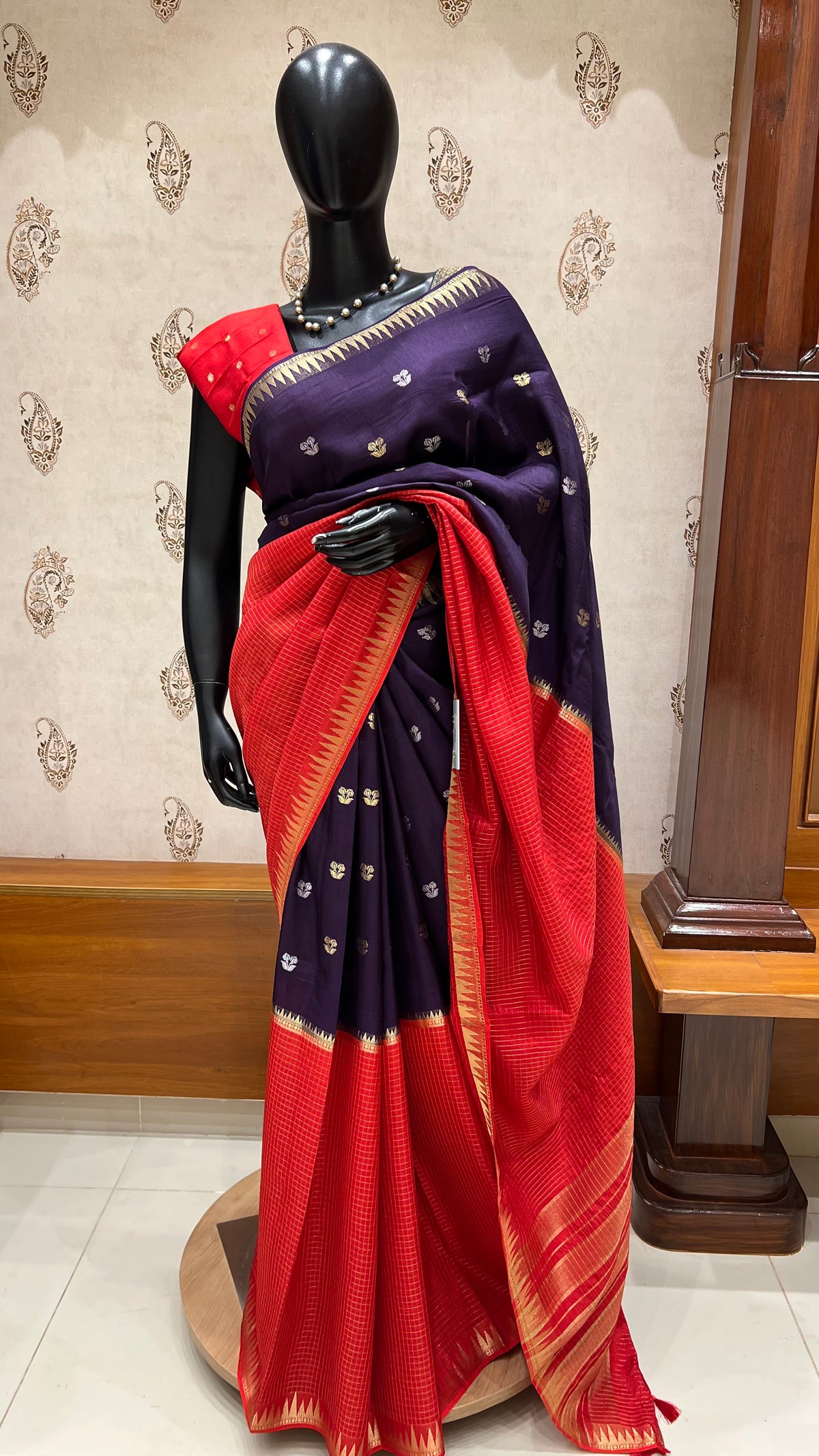 SUV5638-PURPLE WITH RED