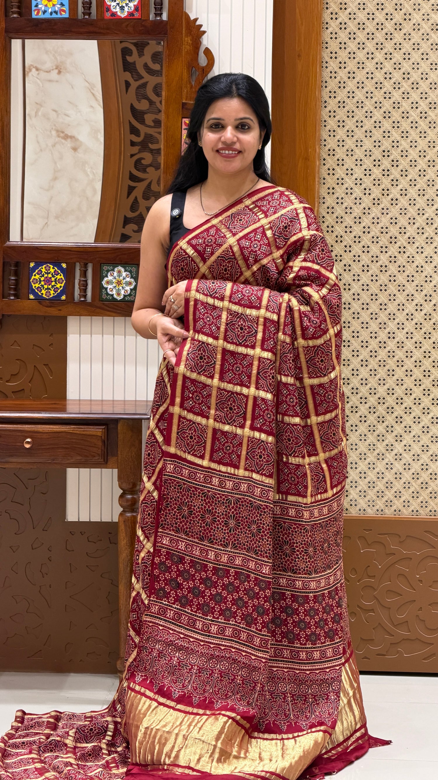 SUV4489-MAROON Ghatchola modal silk
