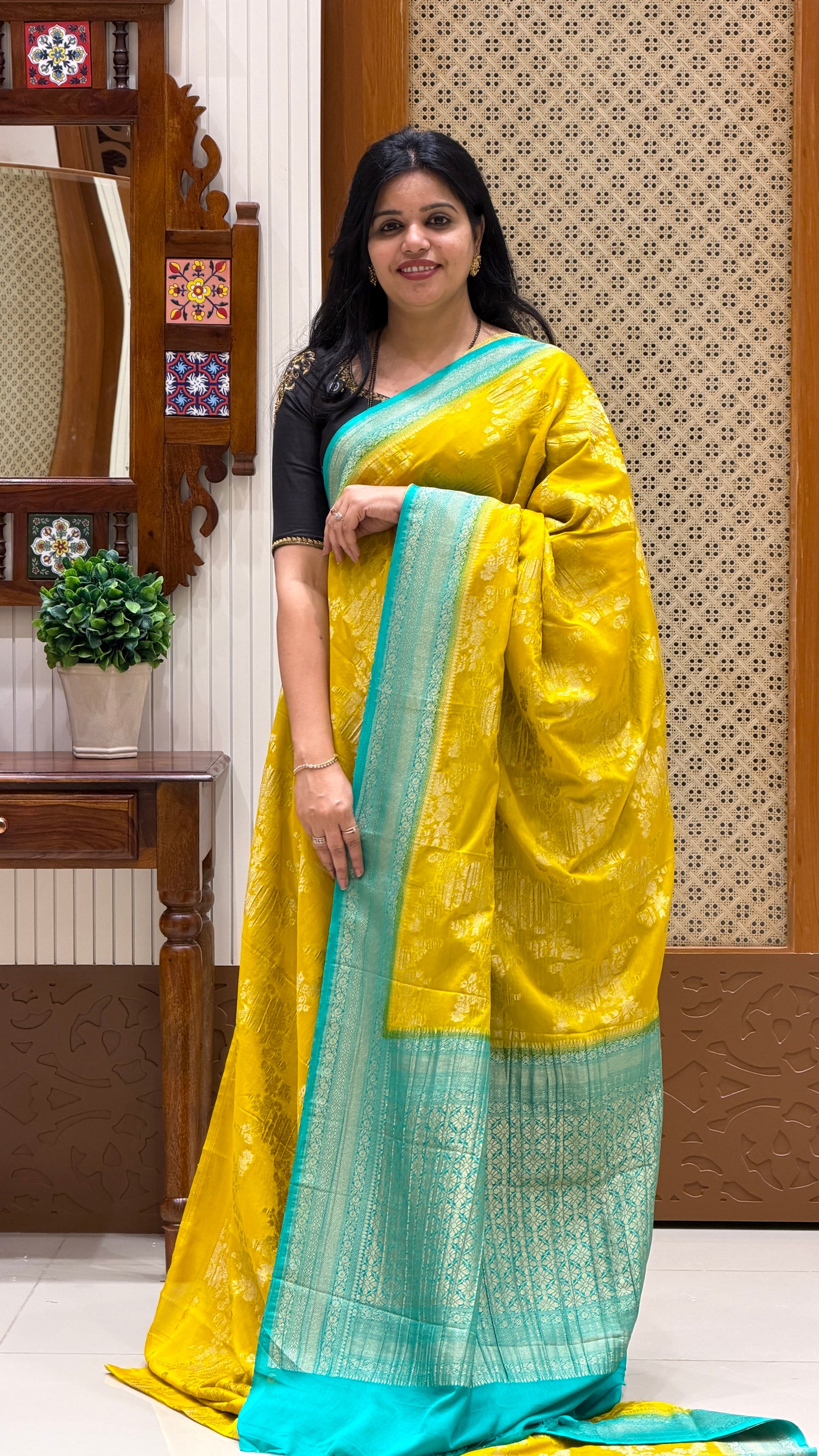 SUV5741-MUSTARD WITH SEAGREEN