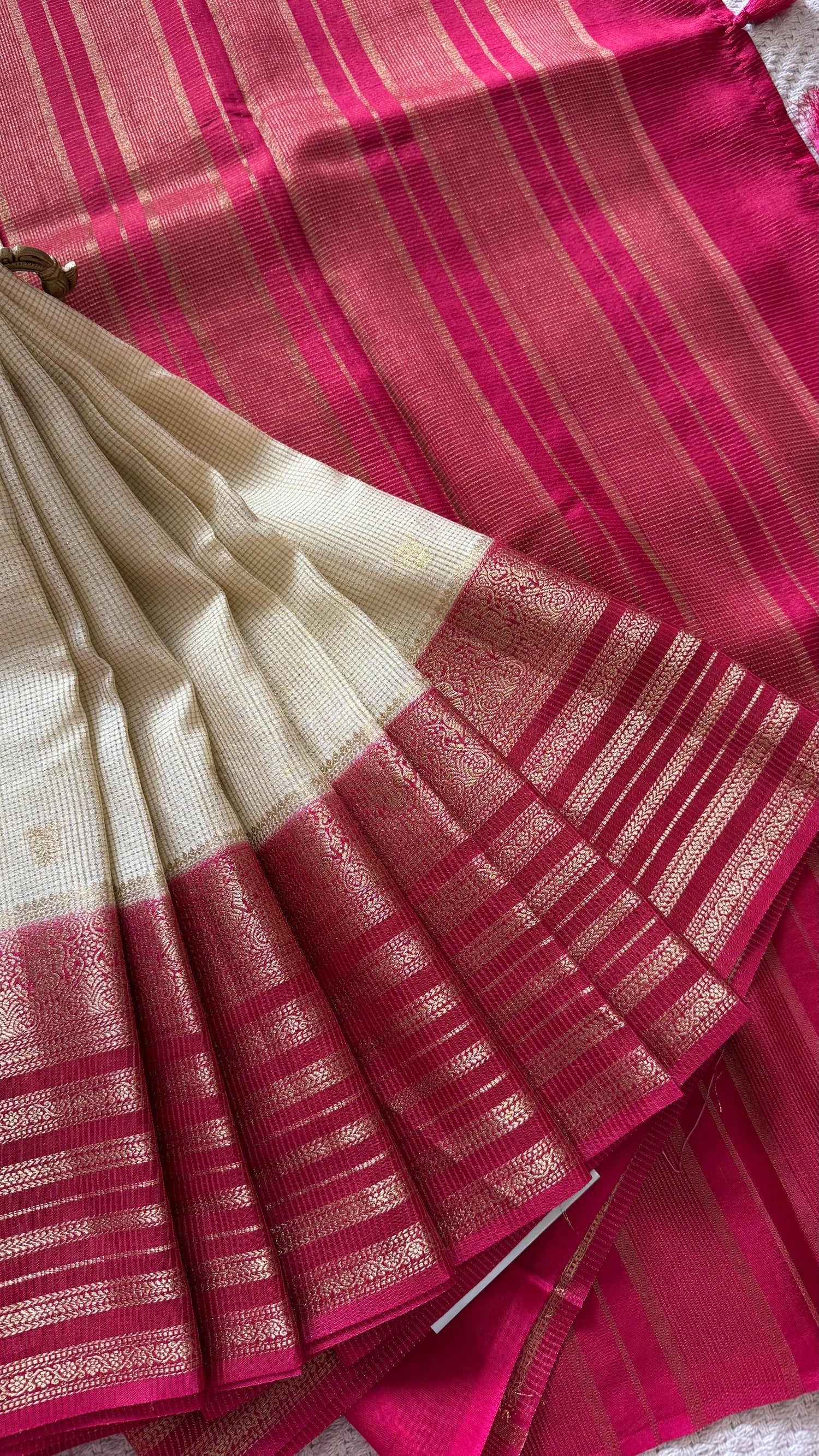 CREPE SILK SAREE SUV5455-WHITE WITH PINK