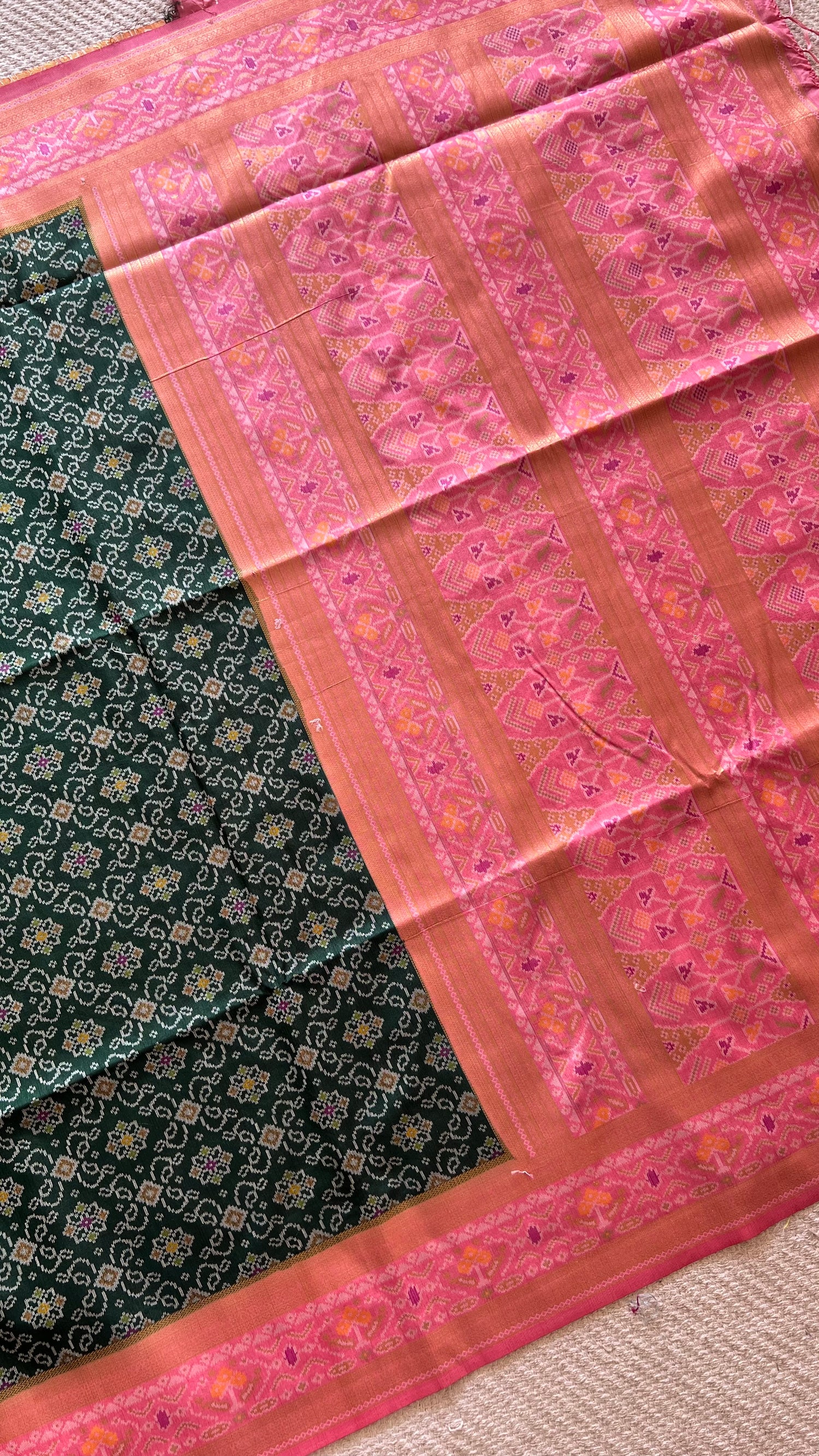 SUV4100-BOTTLEGREEN WITH BABYPINK