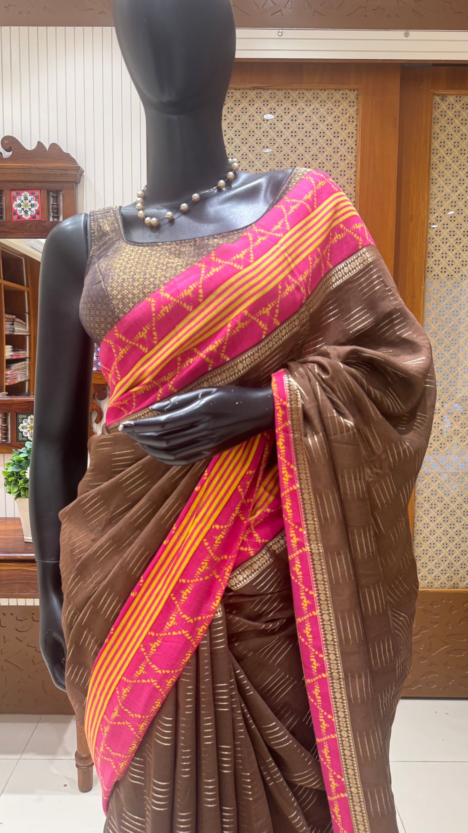SUV5135-BROWN