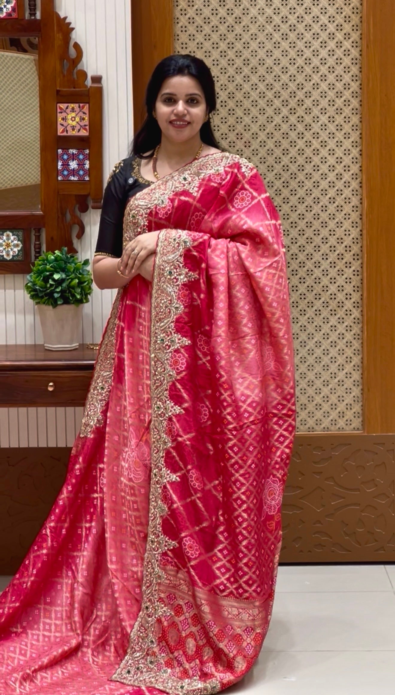 PARTY WEAR SAREE SUV4401-RED