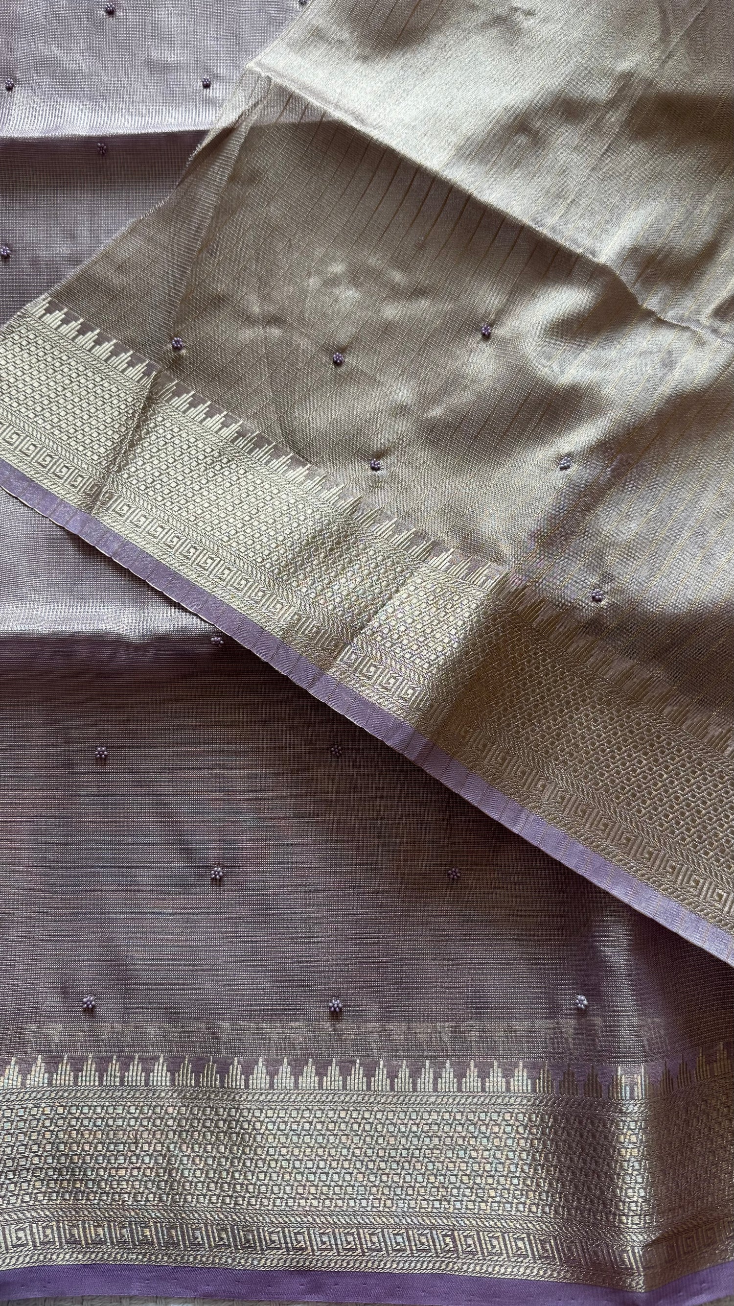 HW81 Tissue hand work 100