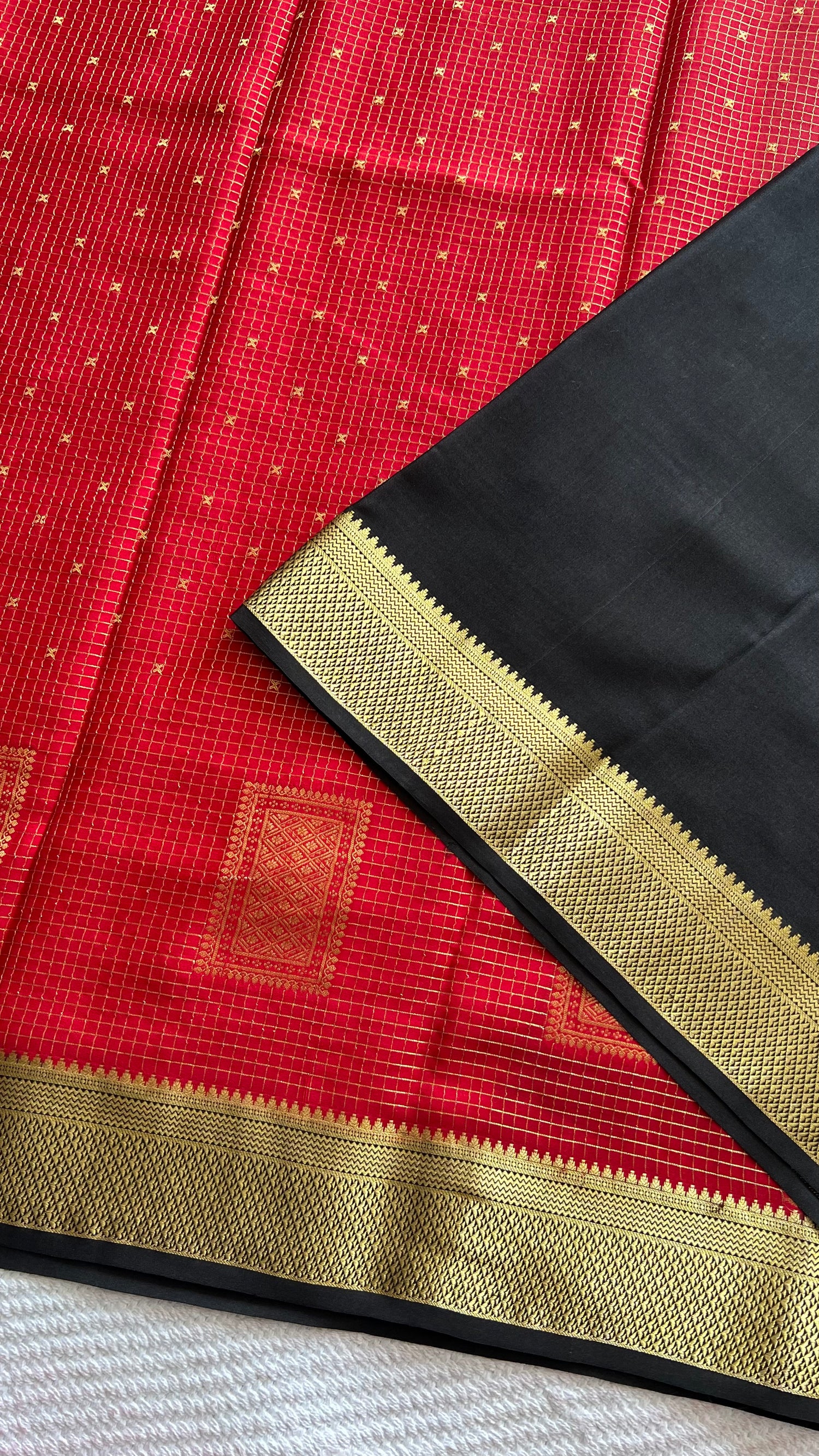 PSUV282-RED WITH BLACK