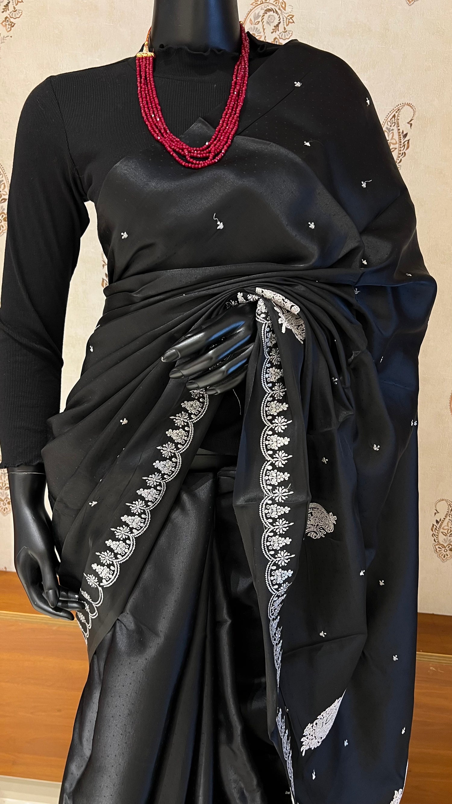 SUV2886 -BLACK