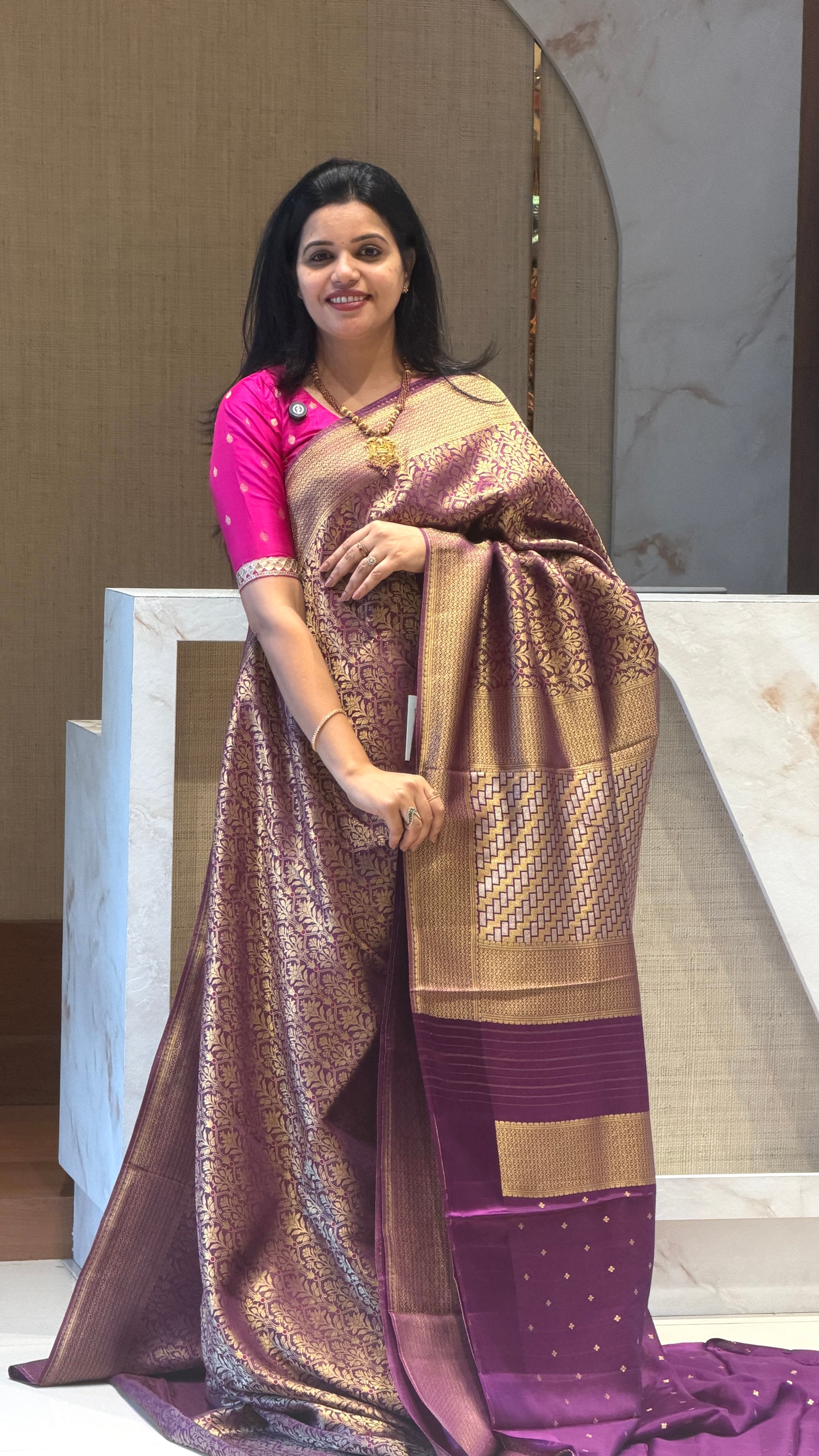 SUV4189-MAGENTA