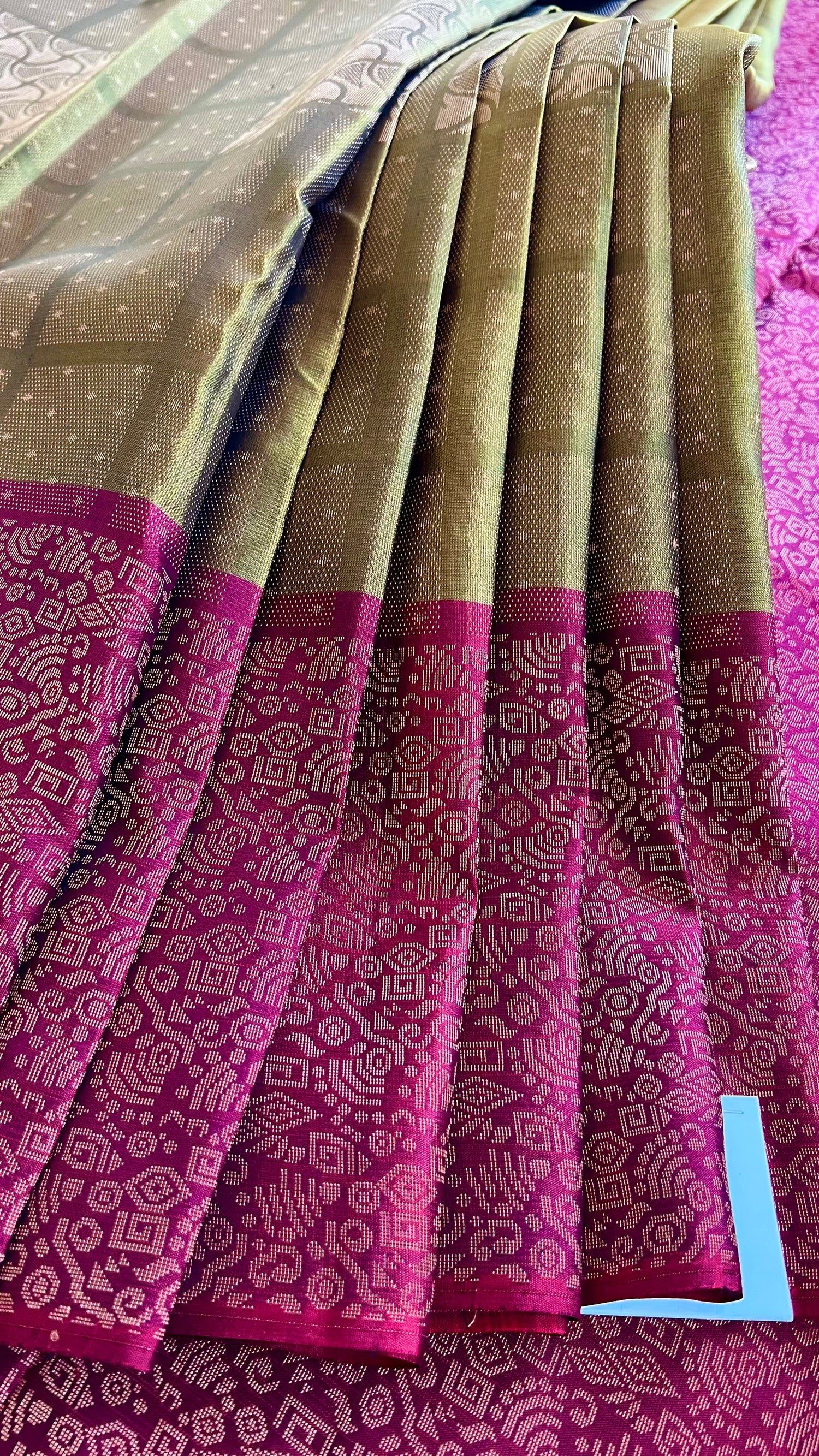 SUV3124 - MINTGREEN AND MAROON PURE KANCHIPURAM