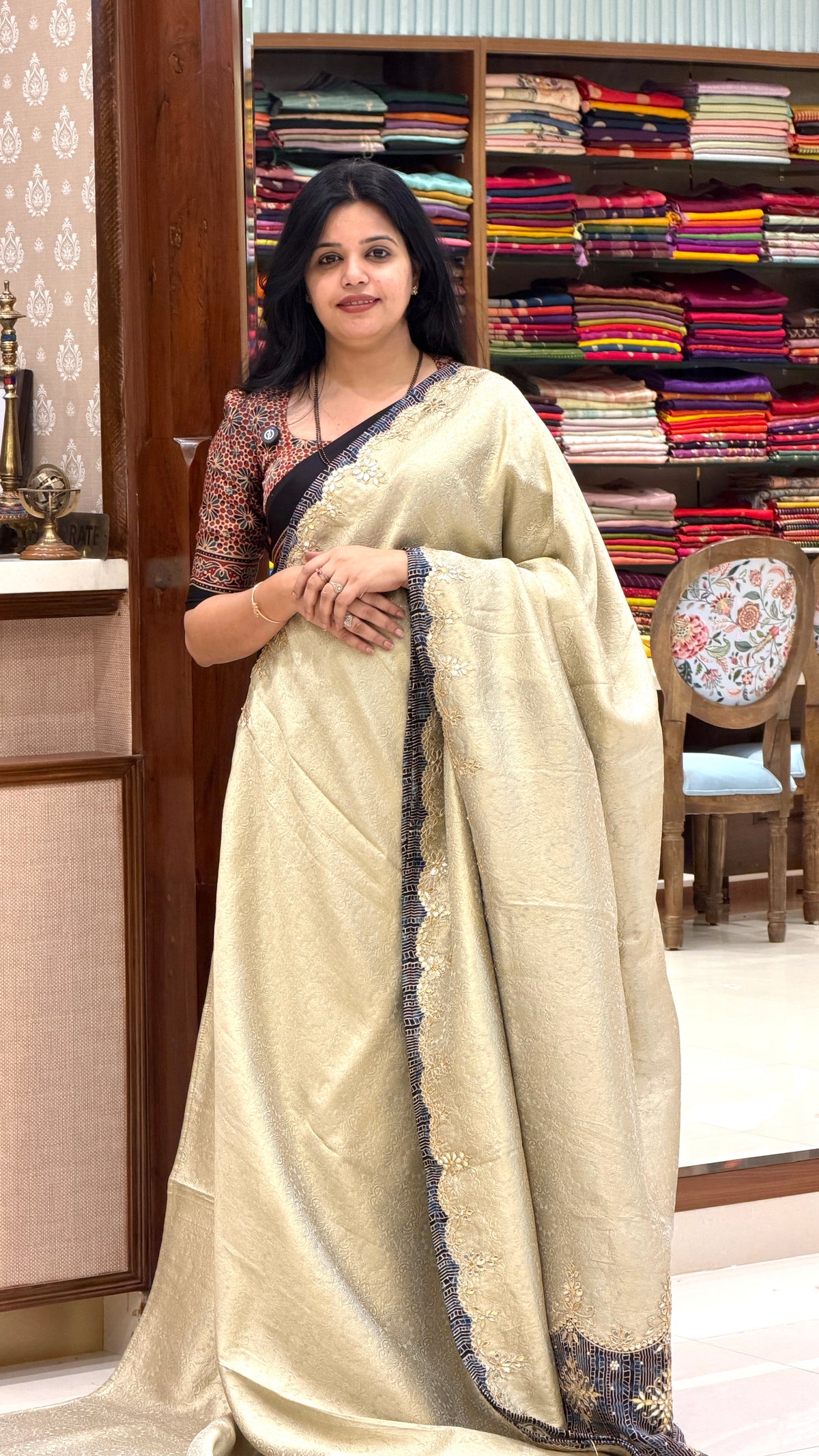 BROCADE CREPE SUV4614-BEIGE WITH BLUE