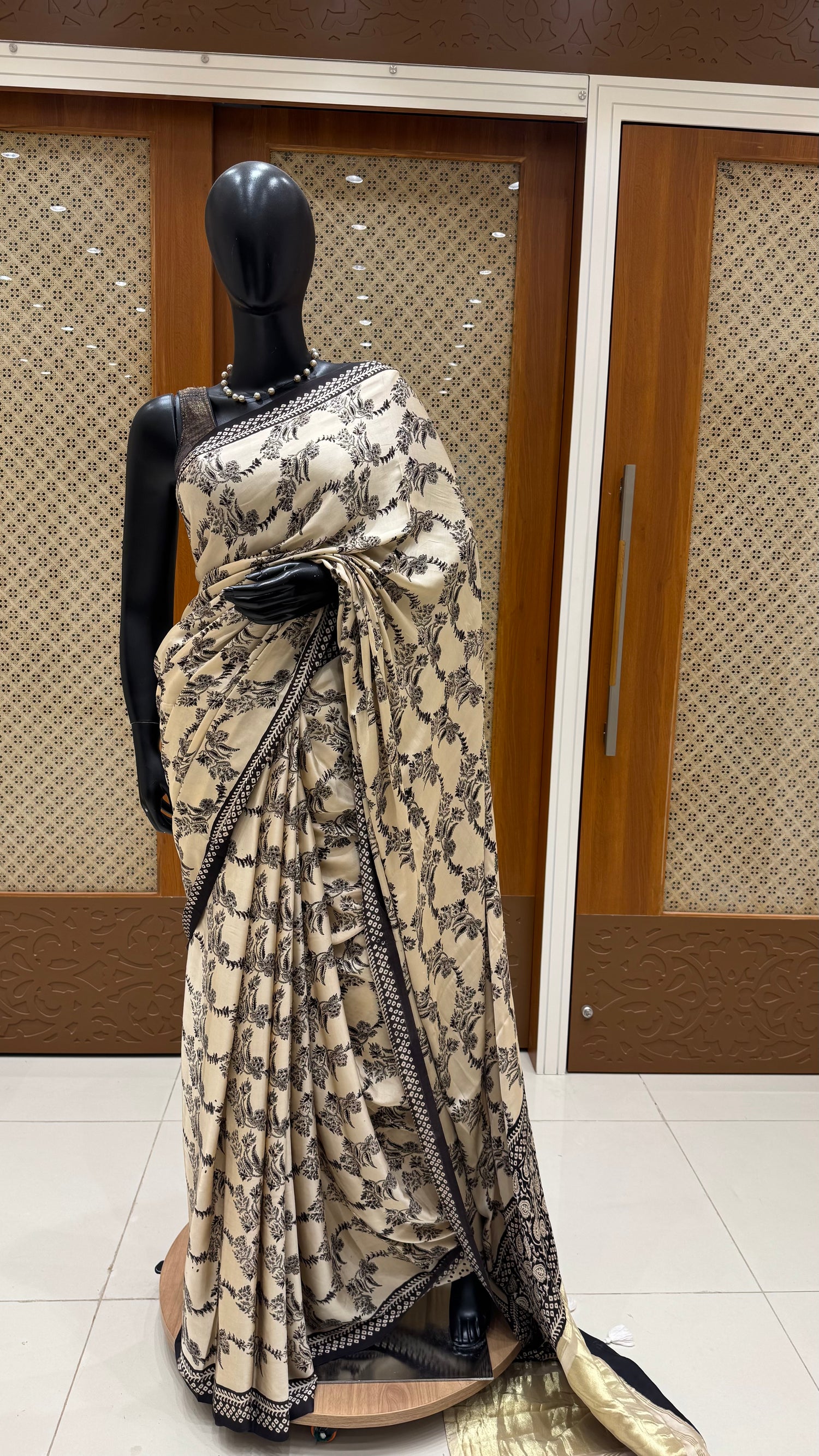 MODAL SILK SUV4912-OFFWHITE WITH BLACK