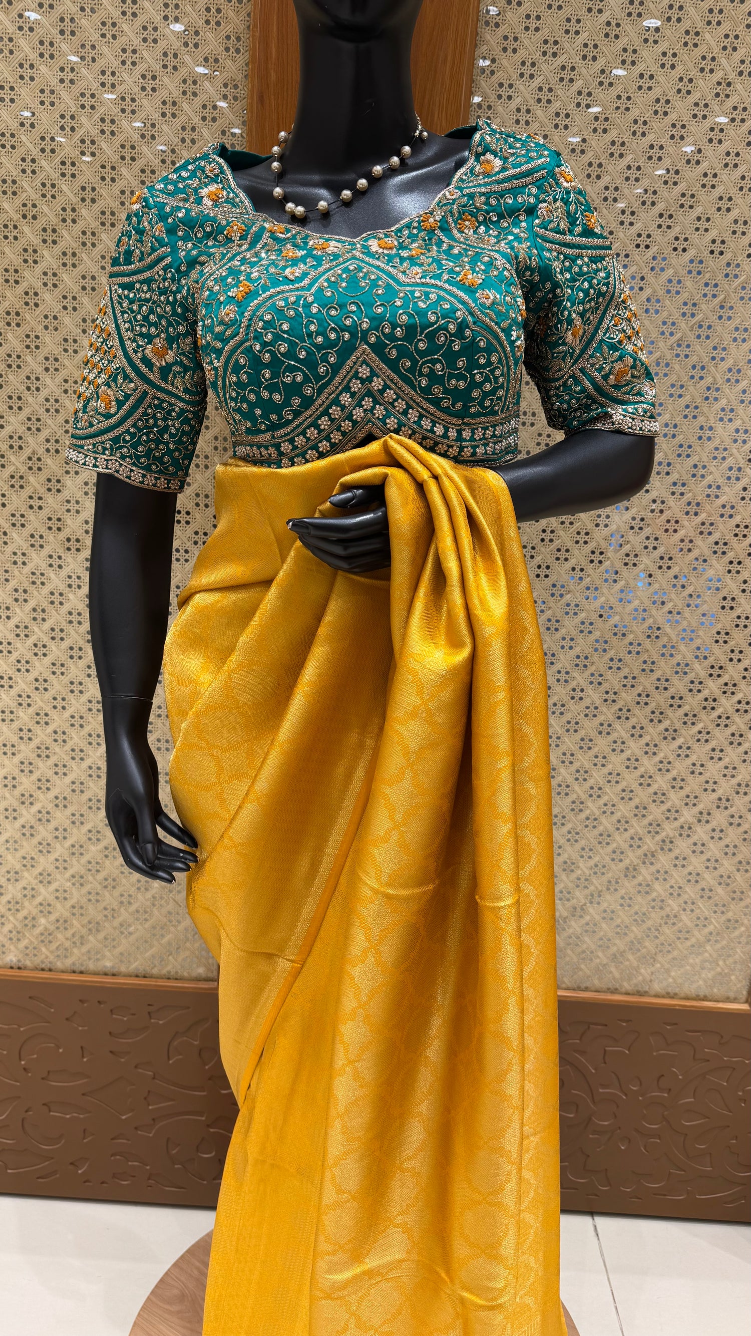 SUV4603-MUSTARD