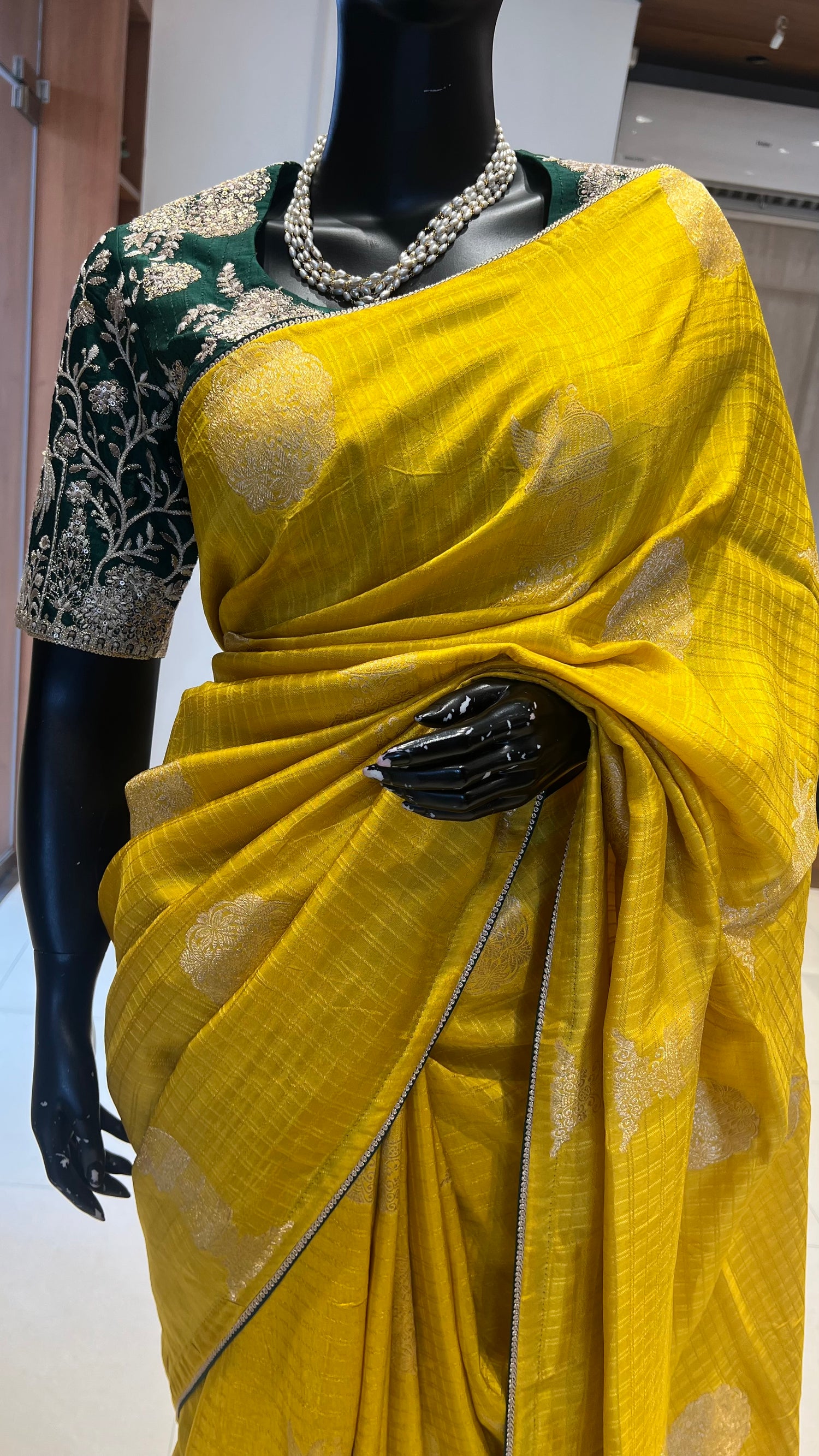 SUV4051-YELLOW