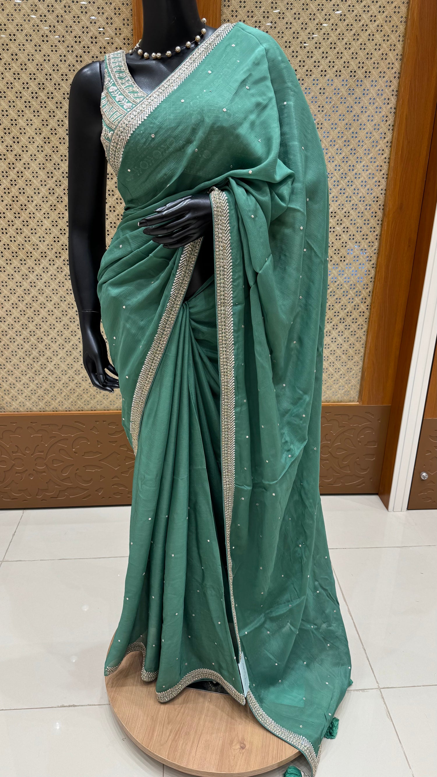 SUV4678-GREEN