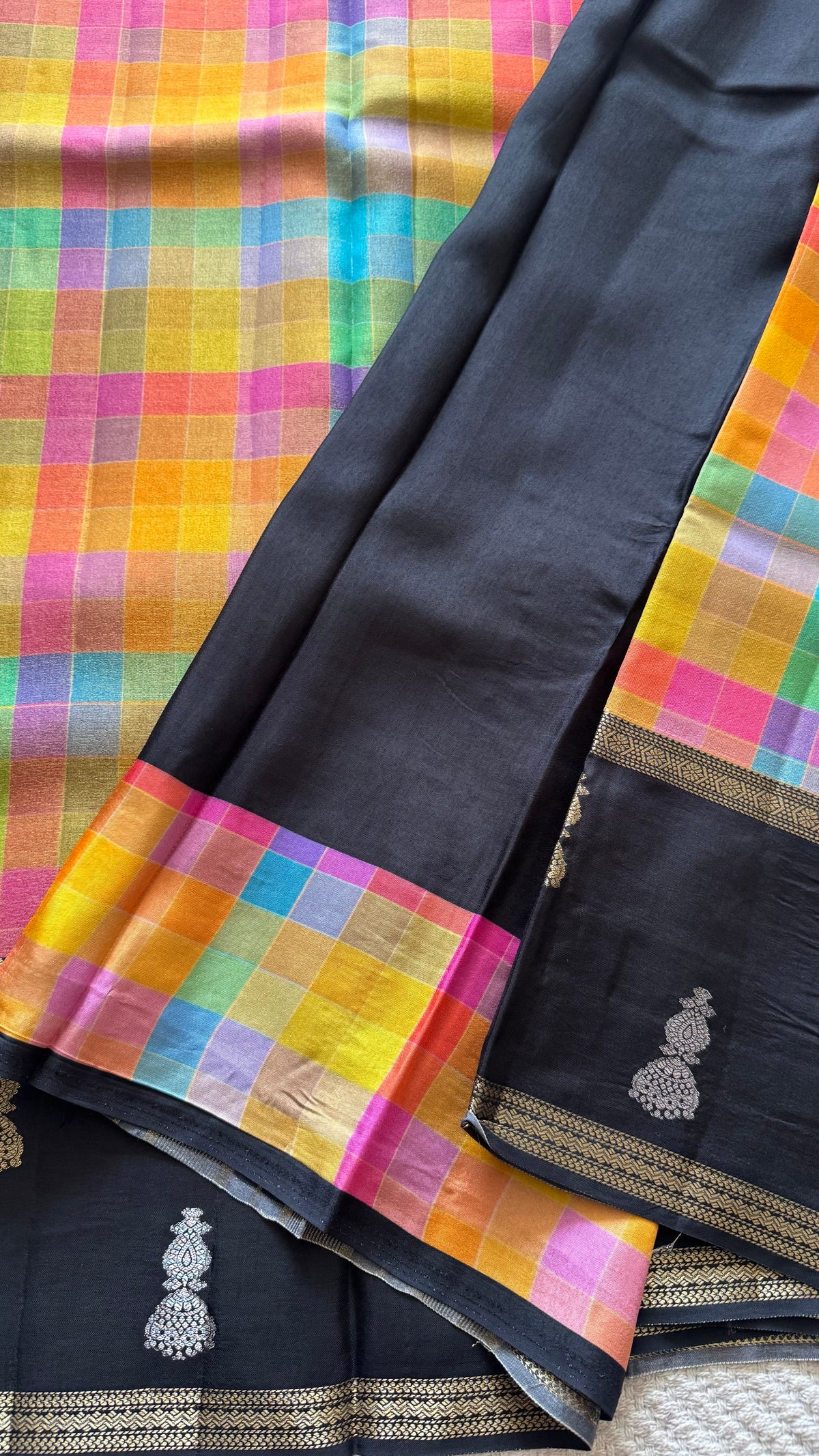 CHECKS SAREE SUV5885-MULTI-2