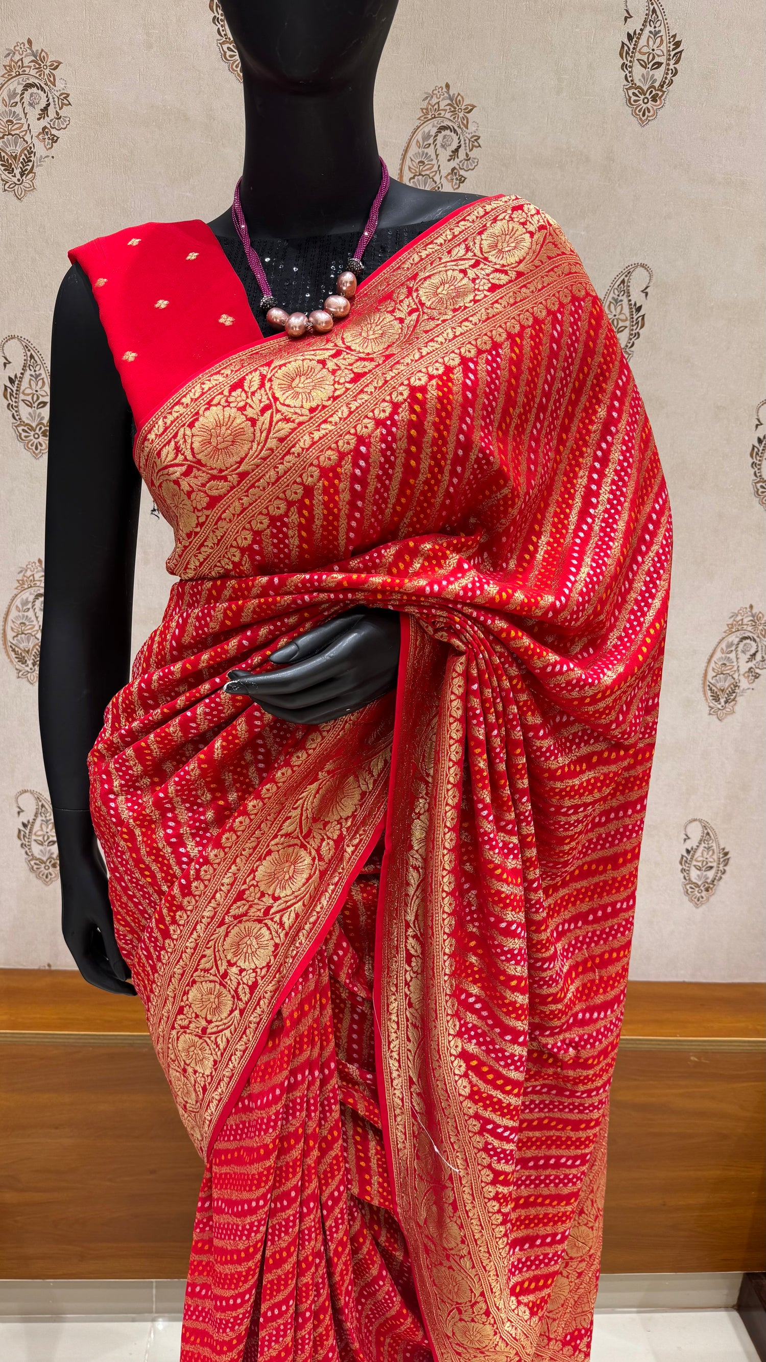 SUV4617-RED