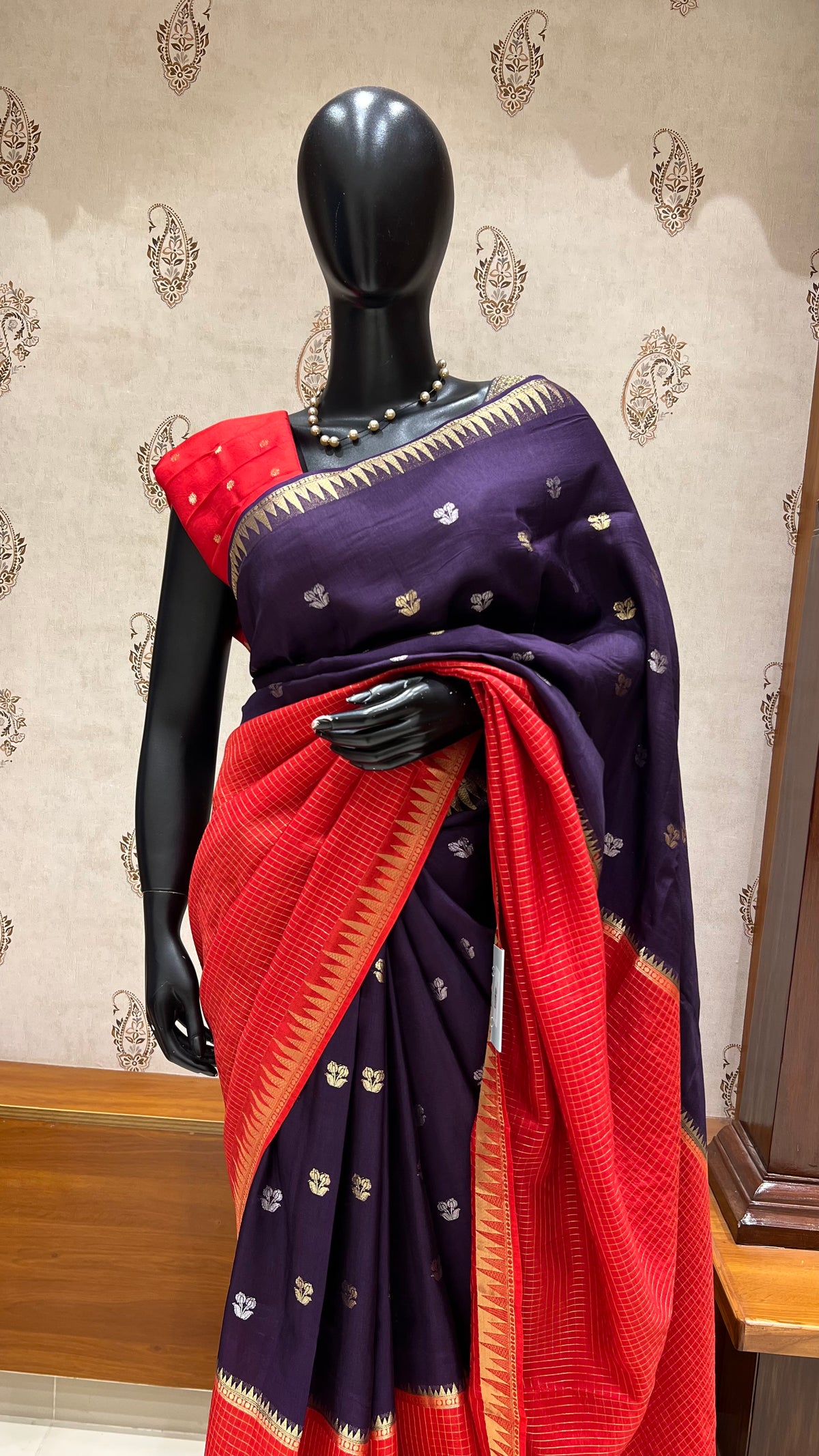 SUV5638-PURPLE WITH RED
