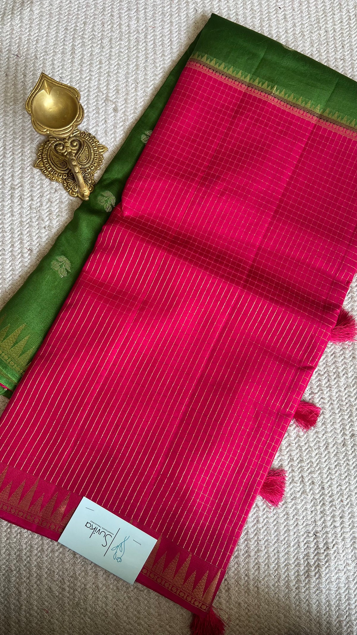 SUV5638-PARROTGREEN WITH PINK