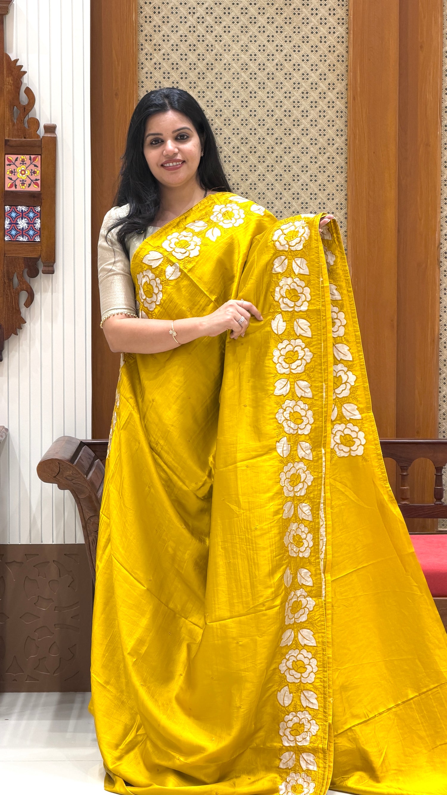 SUV4731-YELLOW