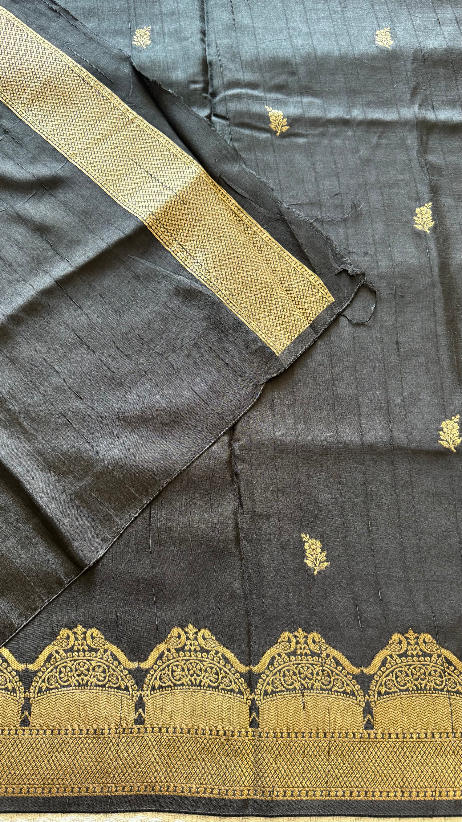 CREPE SILK SAREE SUV5646-BLACK
