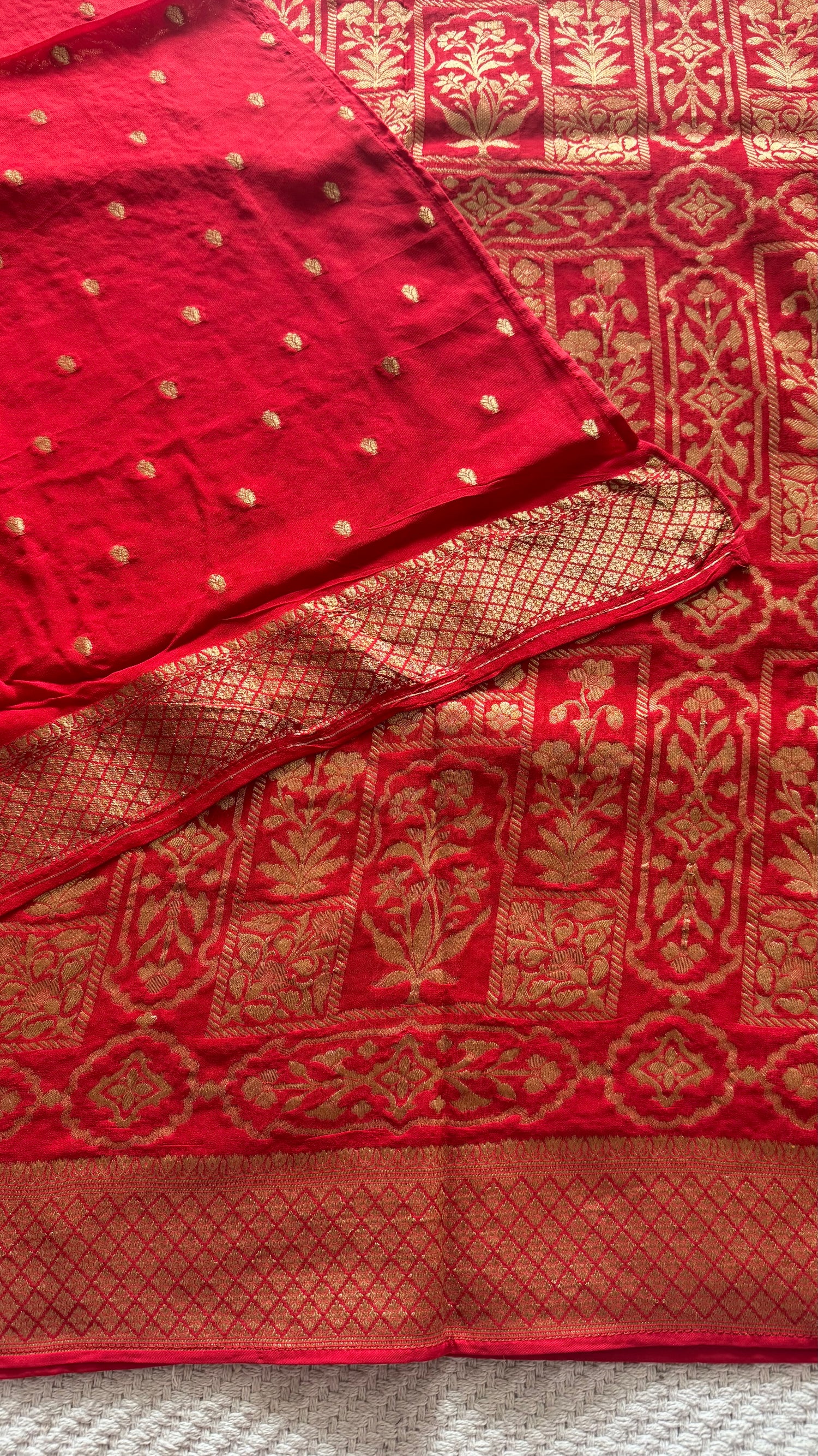 SUV4609-RED