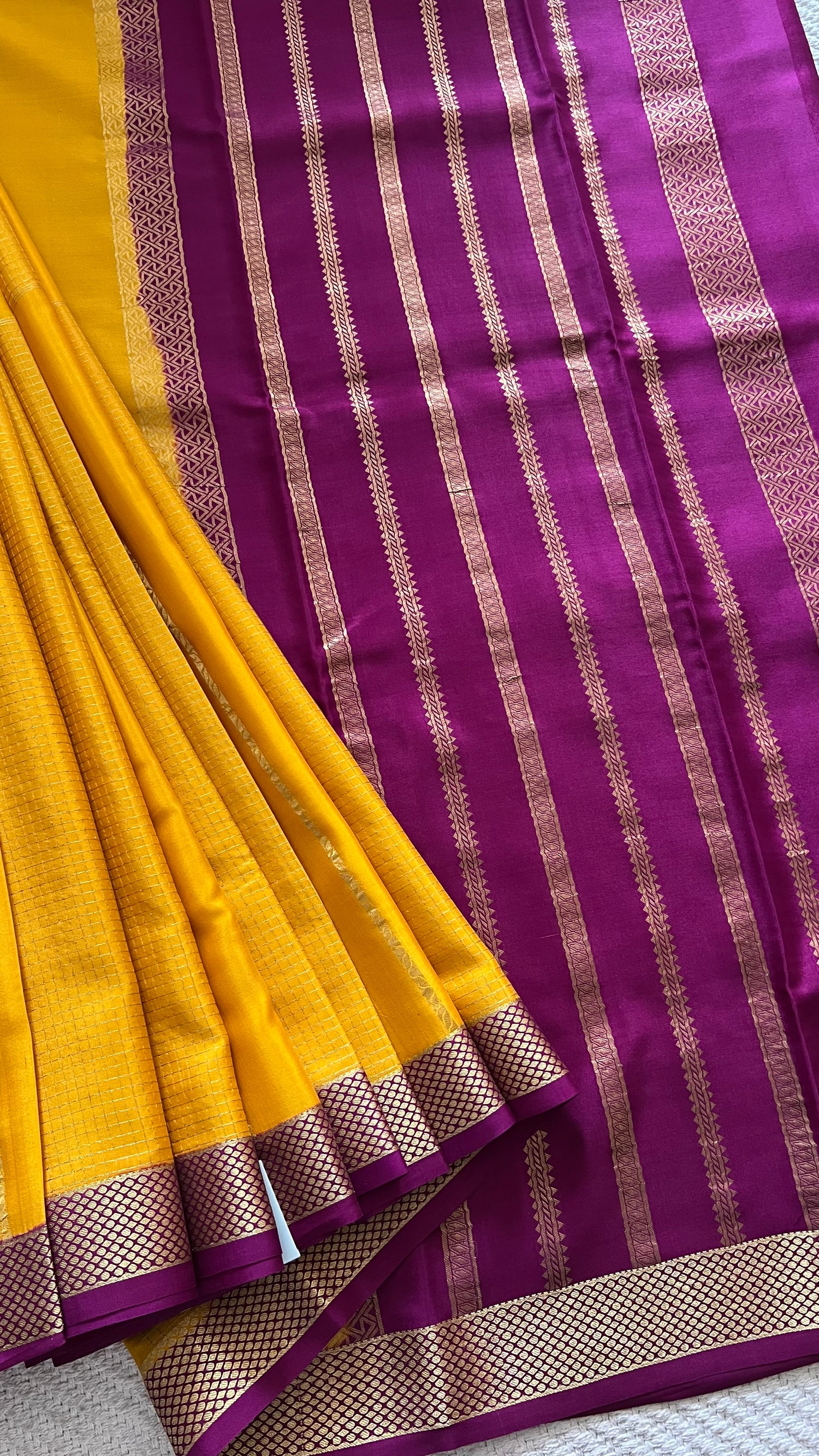 PSUV232-YELLOW WITH MAGENTA