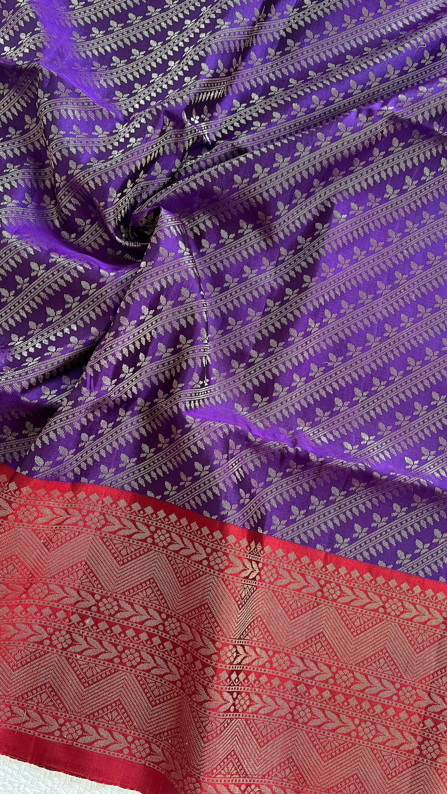SUV3078 - PURPLE WITH RUSTRED PURE SOFT SILK SAREE