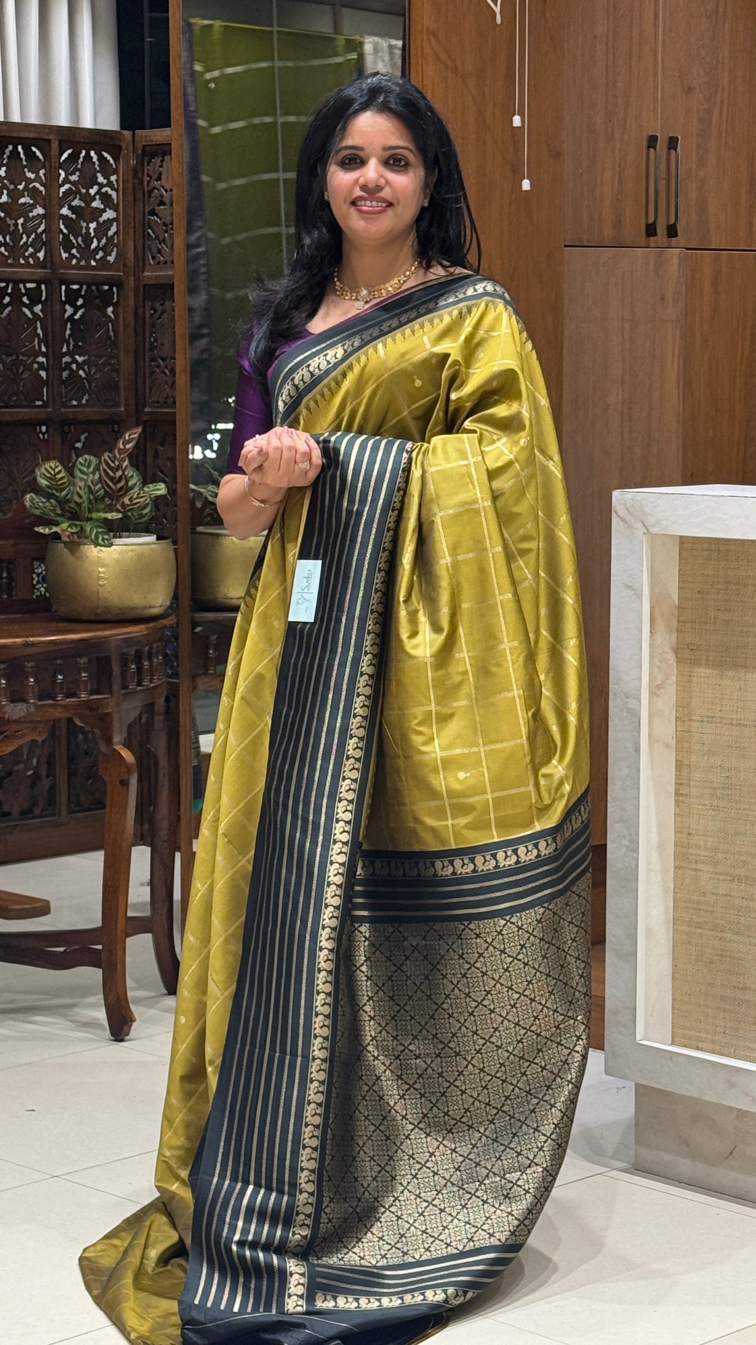 SUV3746-MINTGREEN WITH BLACK