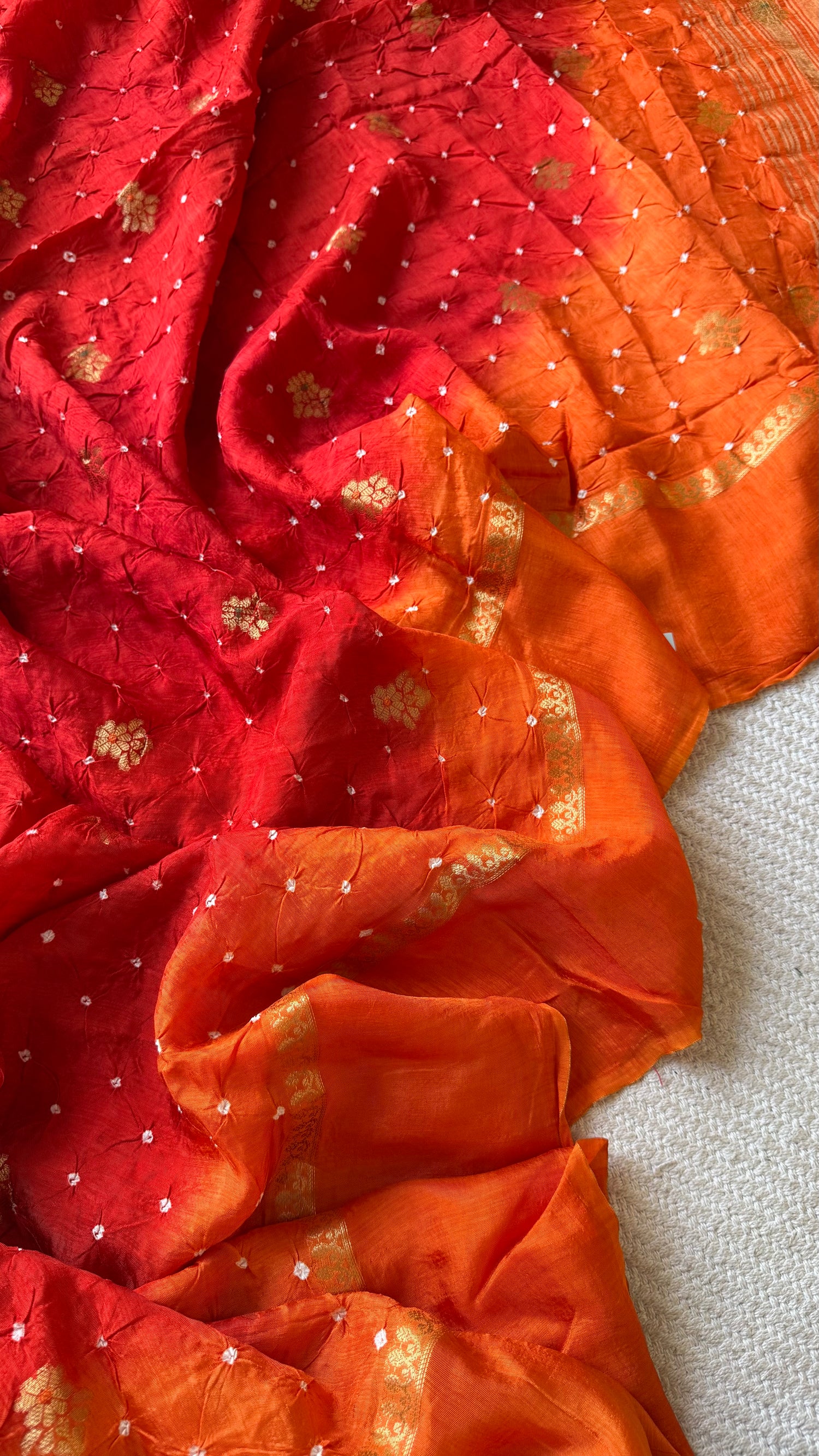 SUV4446-RED WITH ORANGE