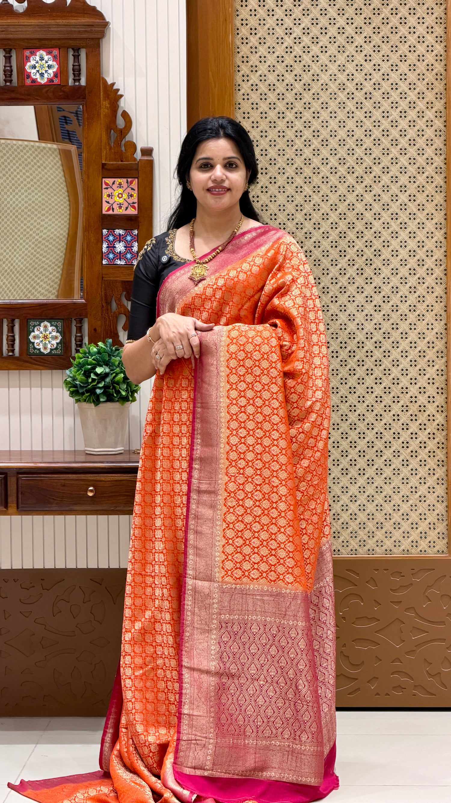 SUV4741-ORANGE WITH PINK