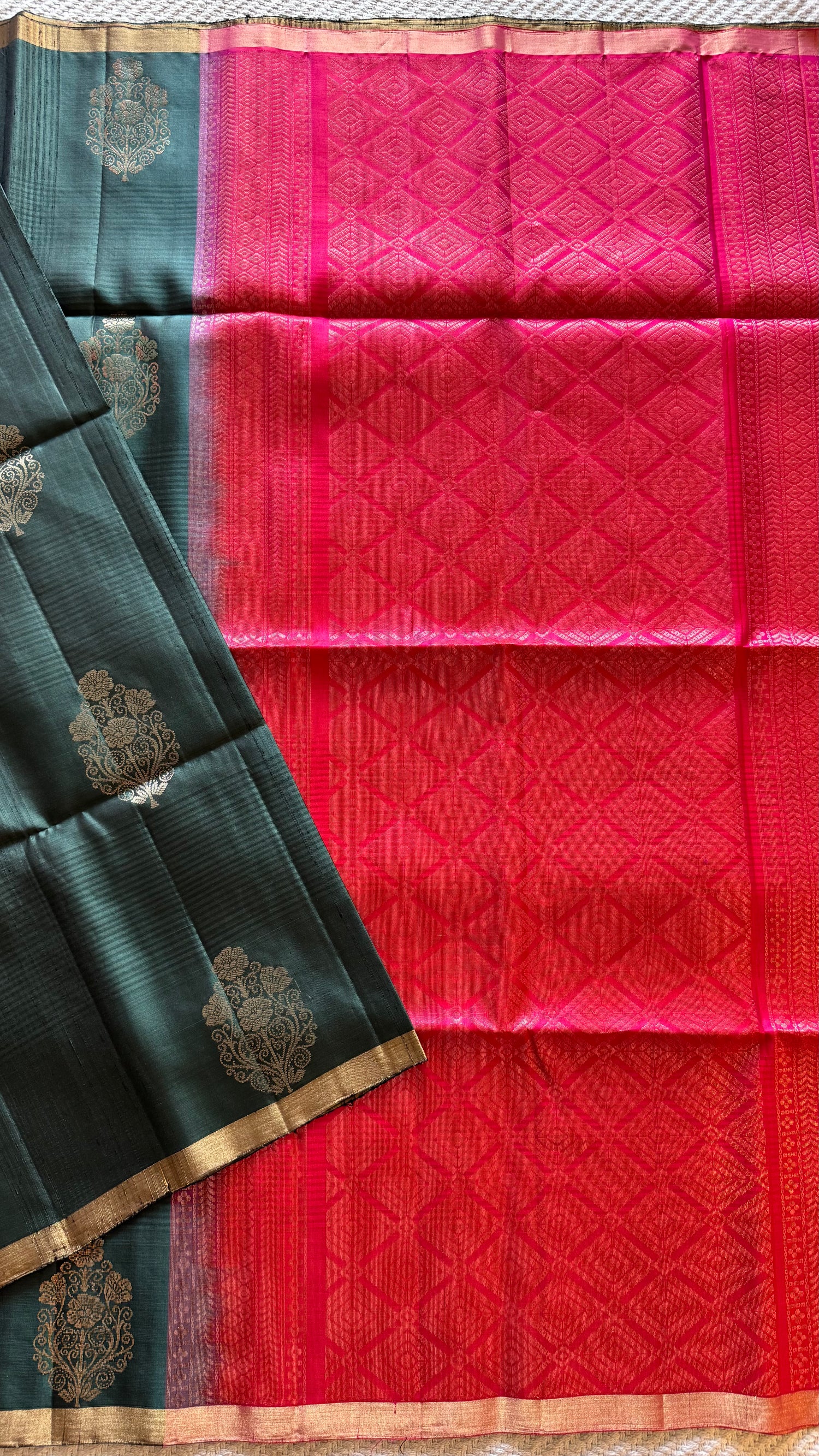 PURE SOFT SILK  PSB37-BOTTLEGREEN WITH PINK