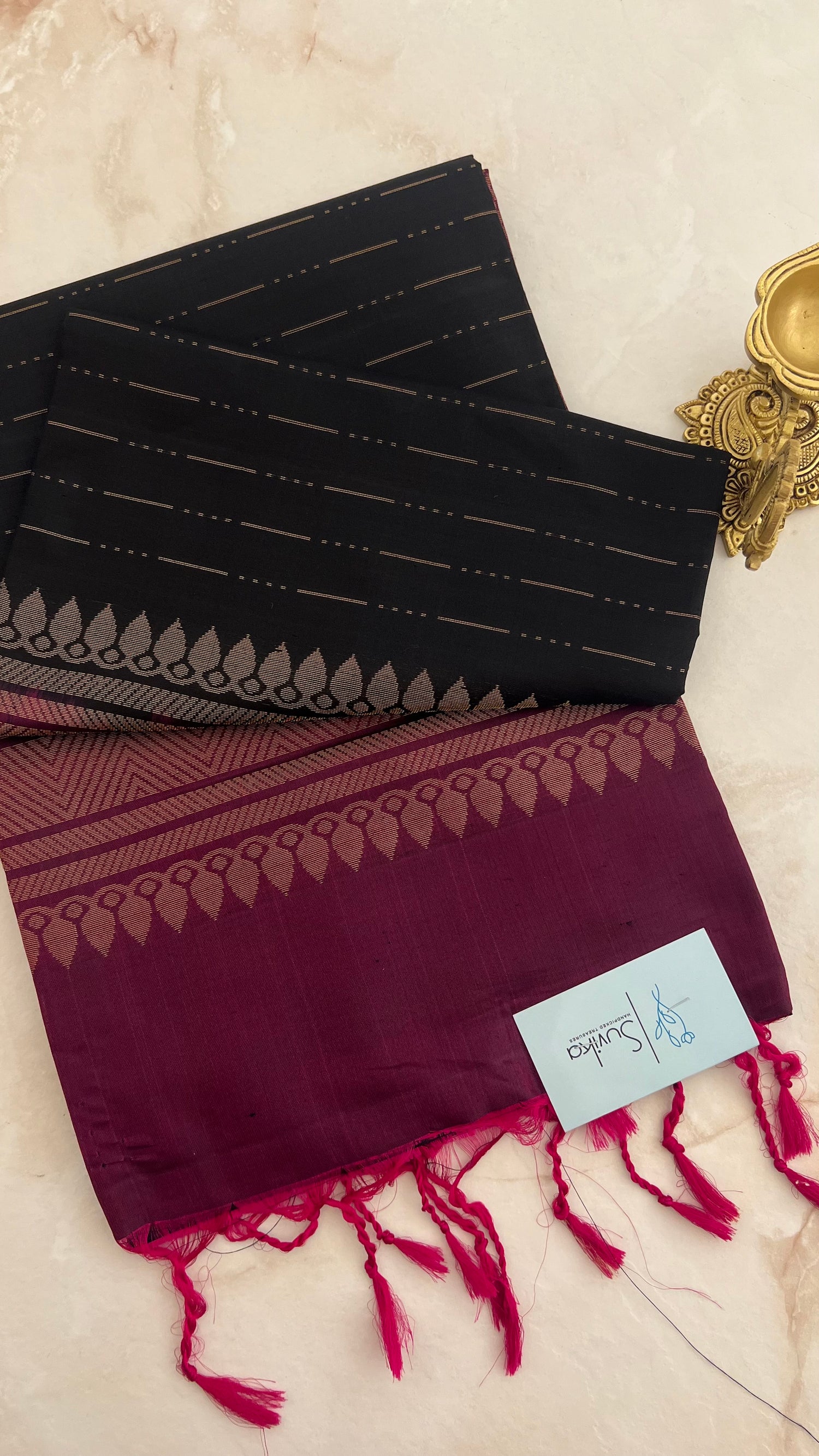 SUV3076 - BLACK WITH MAGENTA PURE SOFT SILK SAREE