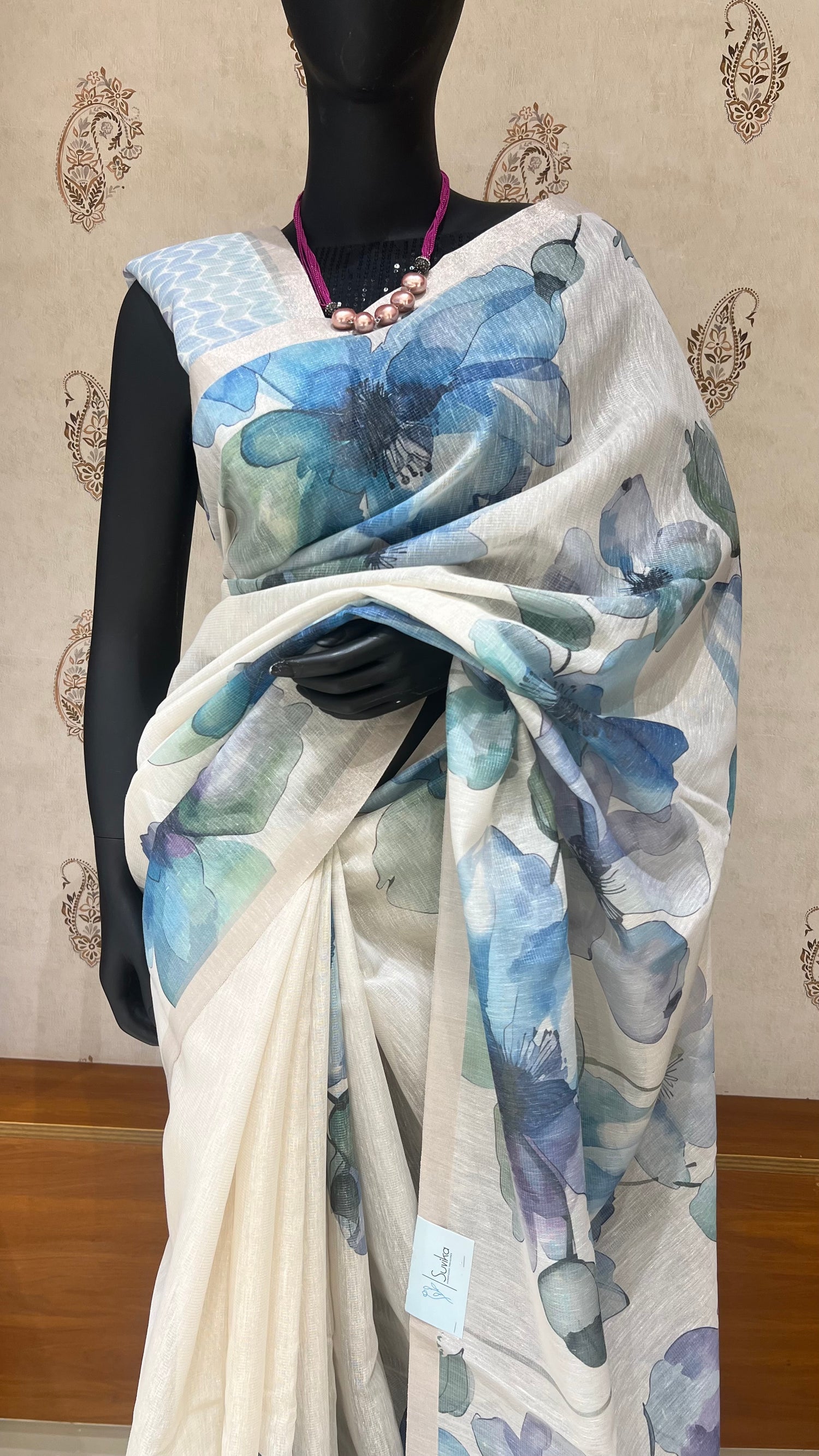 SUV4456-WHITE WITH BLUE