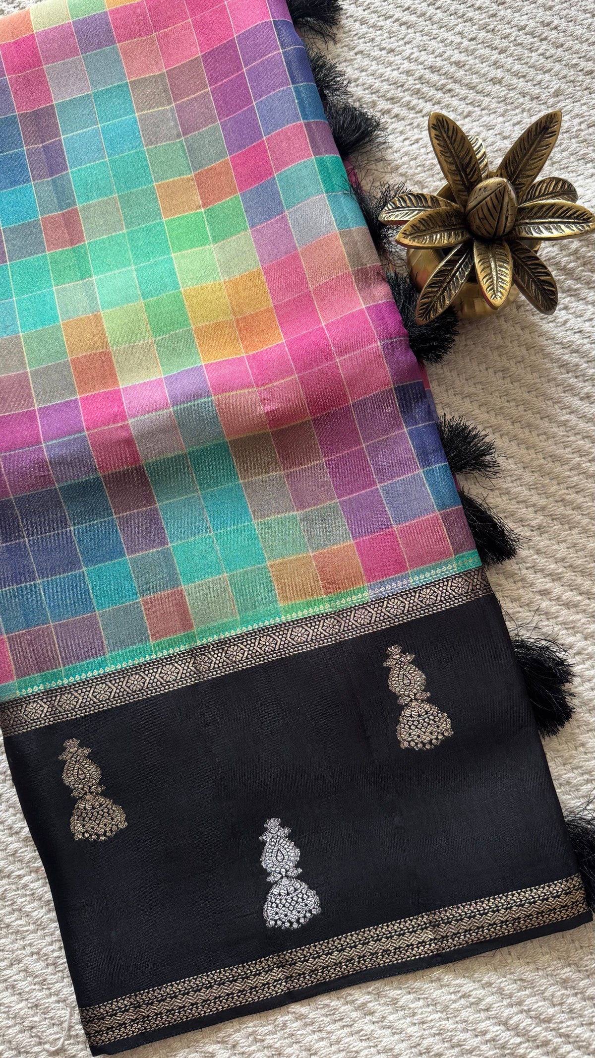 CHECKS SAREE SUV5885-MULTI-4