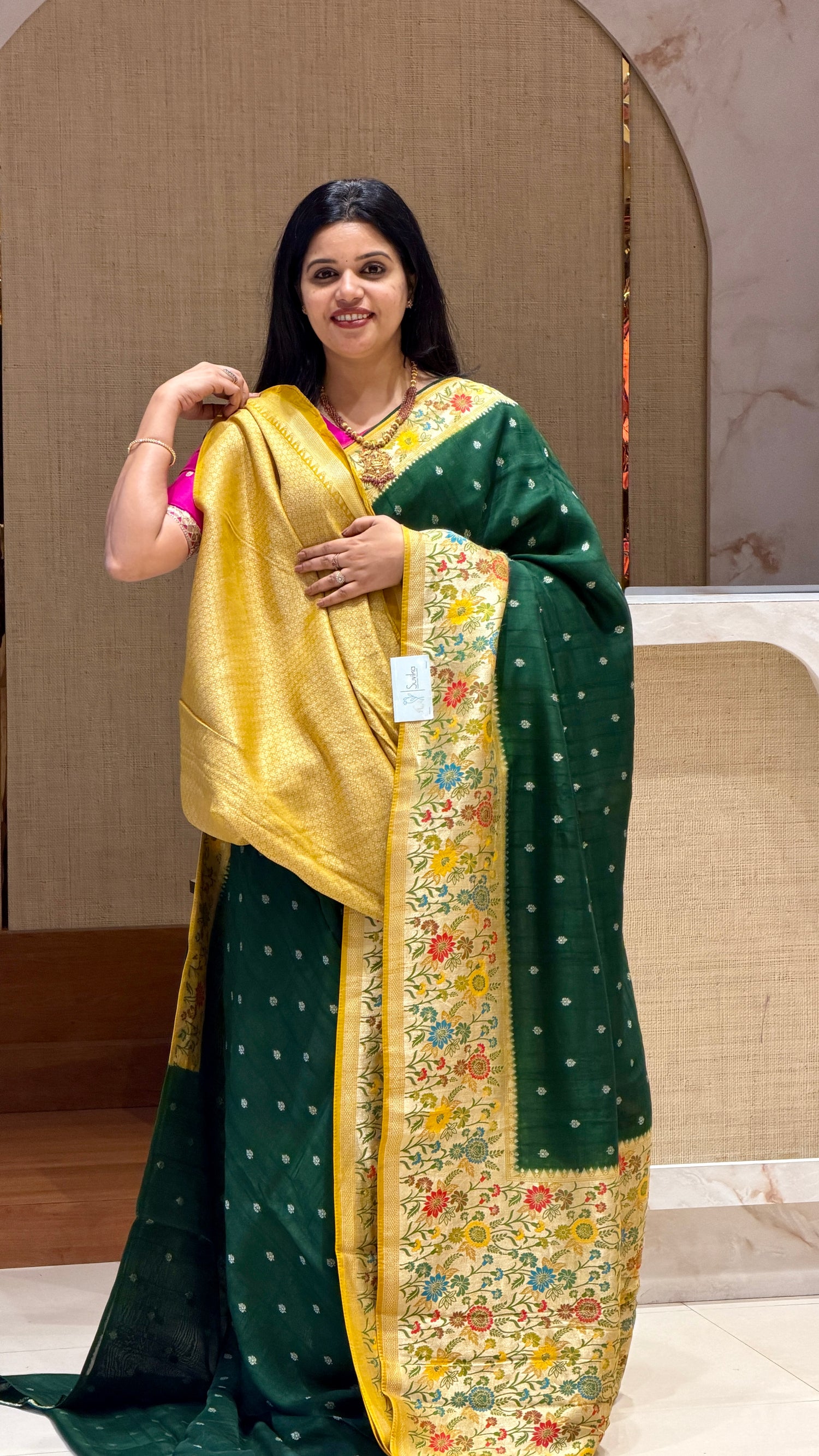 SUV3822-BOTTLE GREEN TUSSER GEORGETTE 01