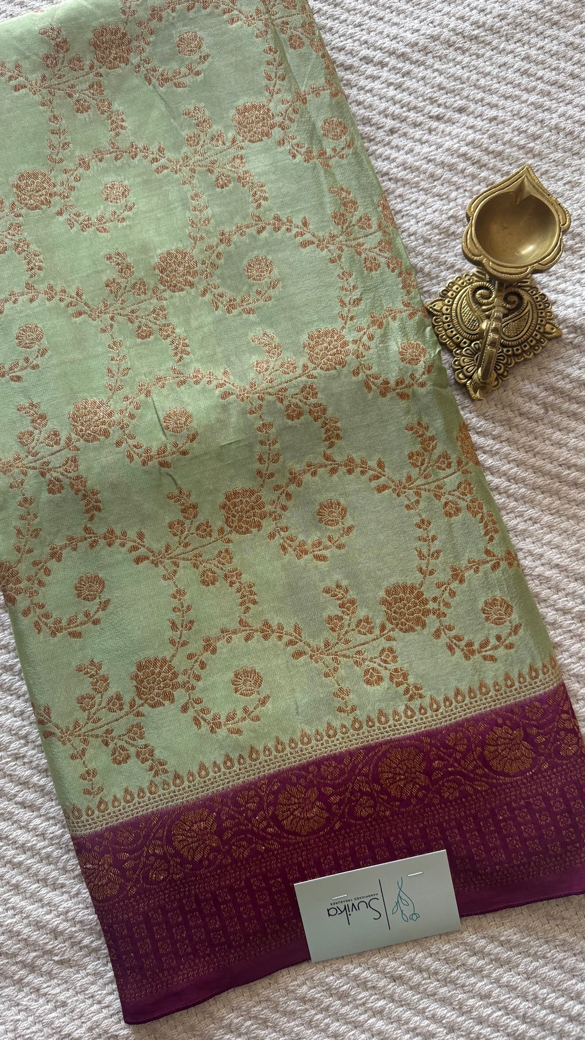 BANARASI CREPE SUV5785-PISTA WITH WINE