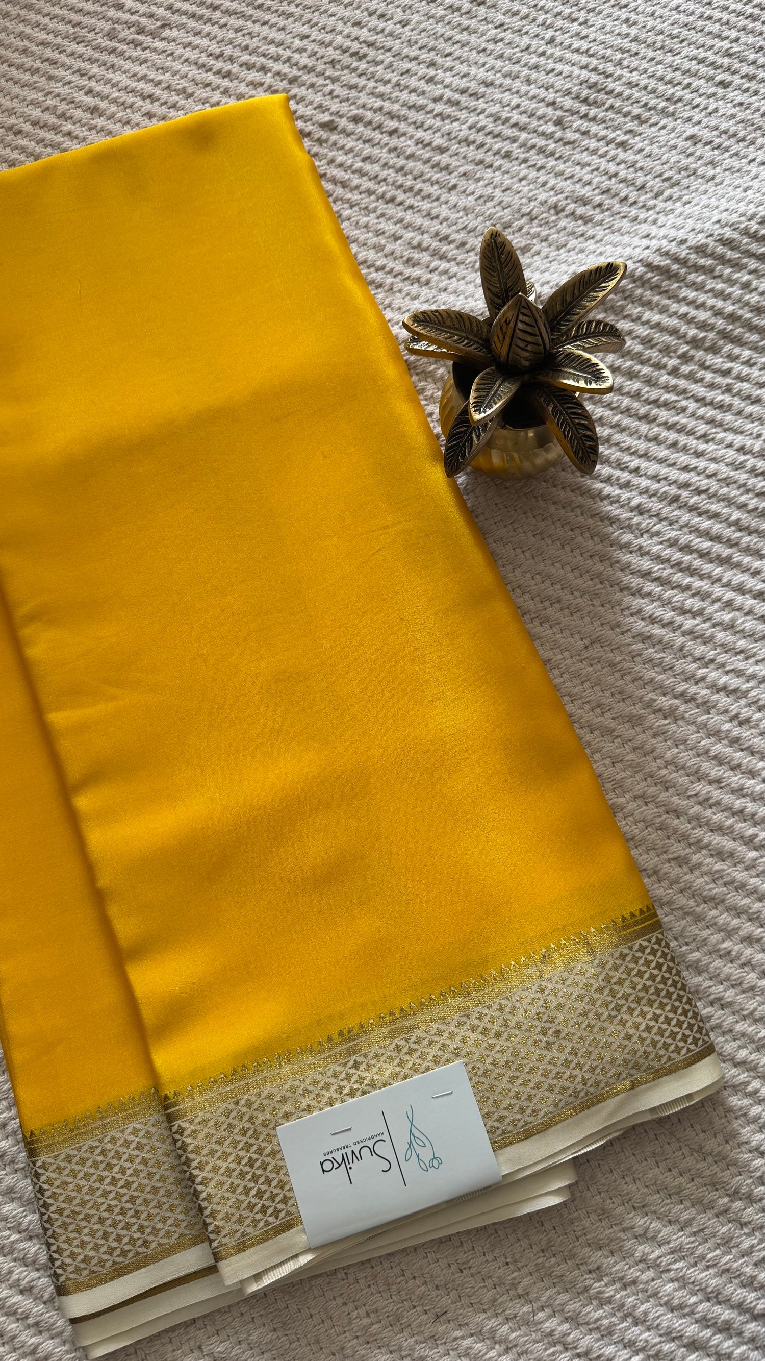 PSUV274-YELLOW WITH OFFWHITE