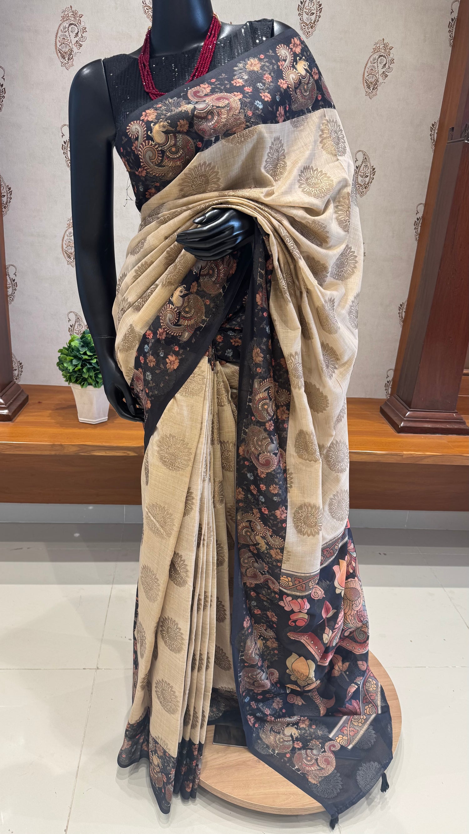 SUV4125-BEIGE WITH BLACK