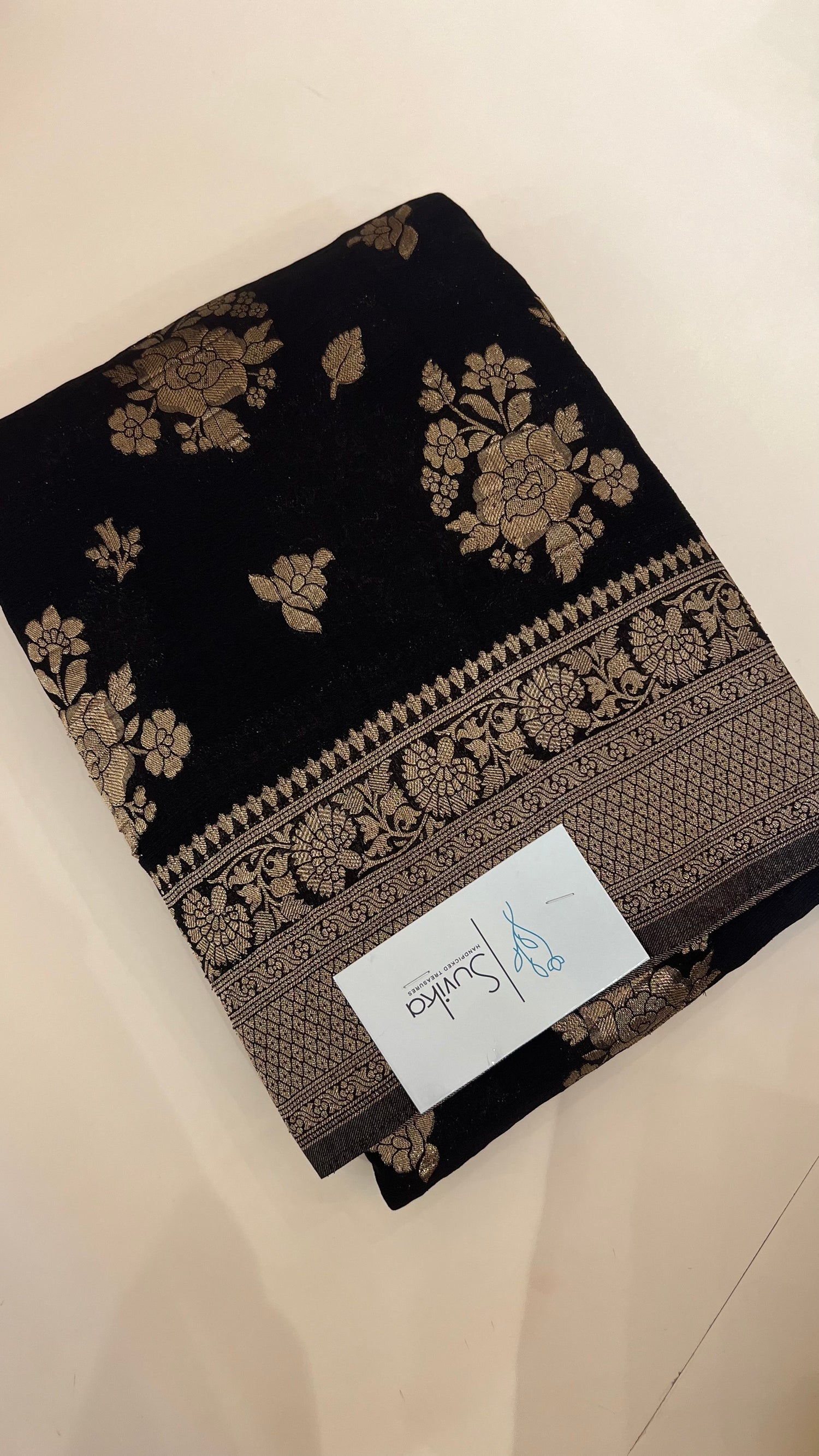 SUV4375-BLACK