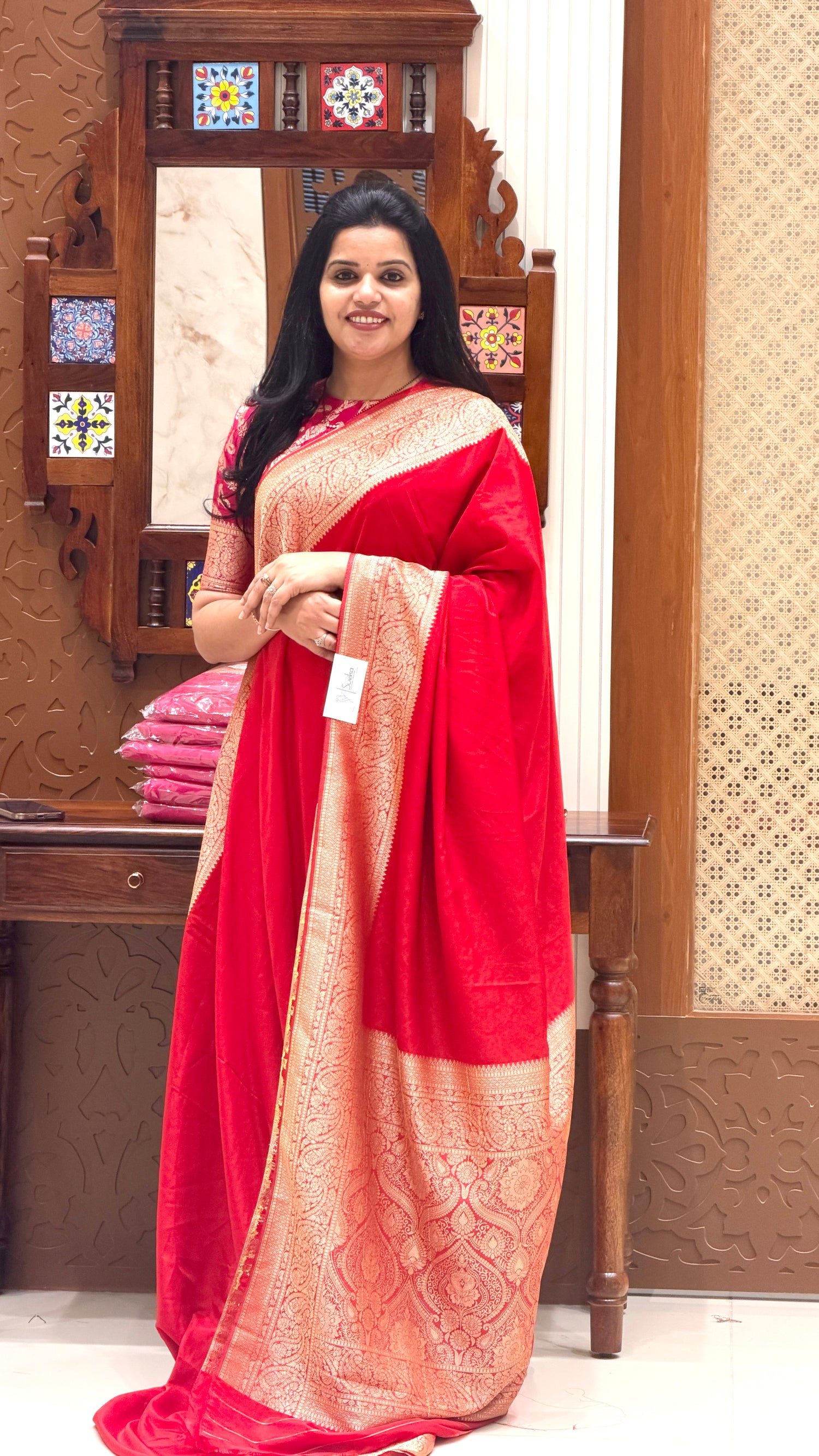 SUV3798- RED