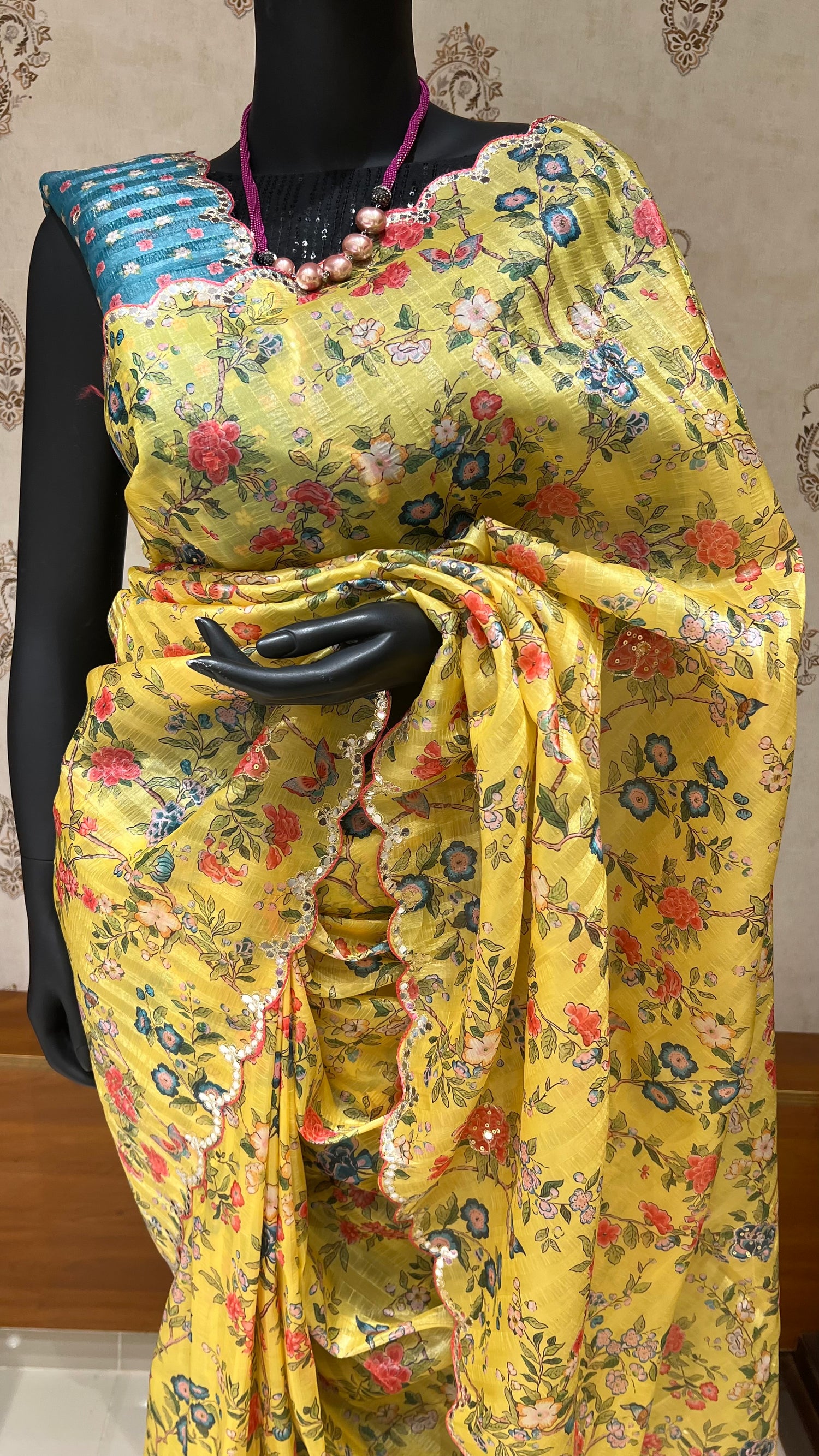 SUV4511-YELLOW