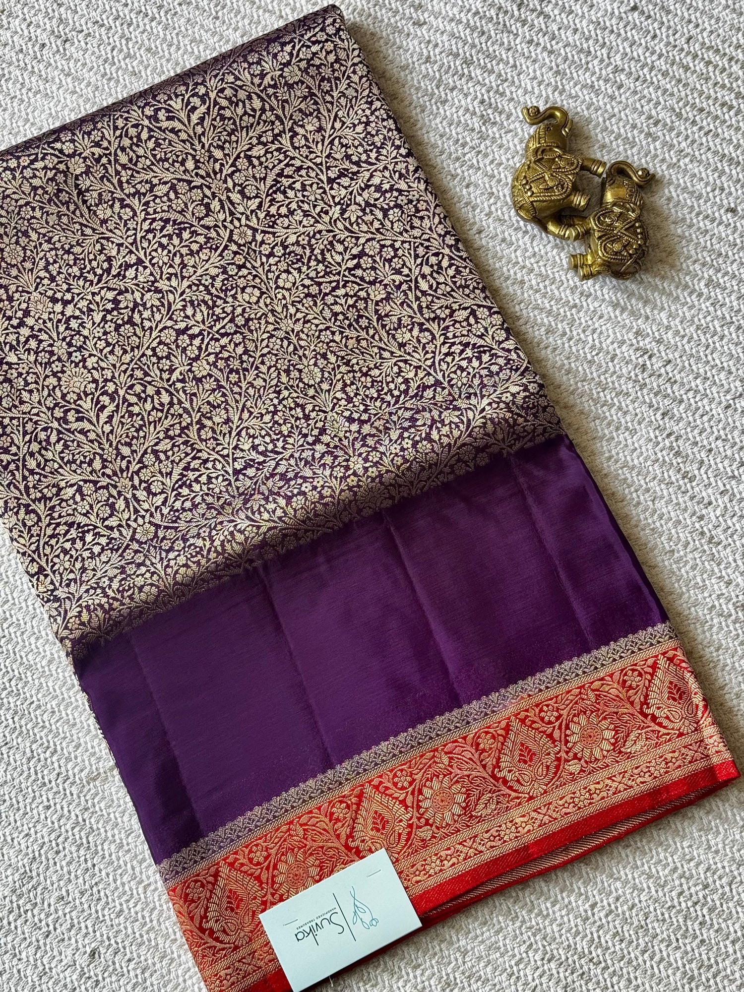 SUV4276-PURPLE WITH RED