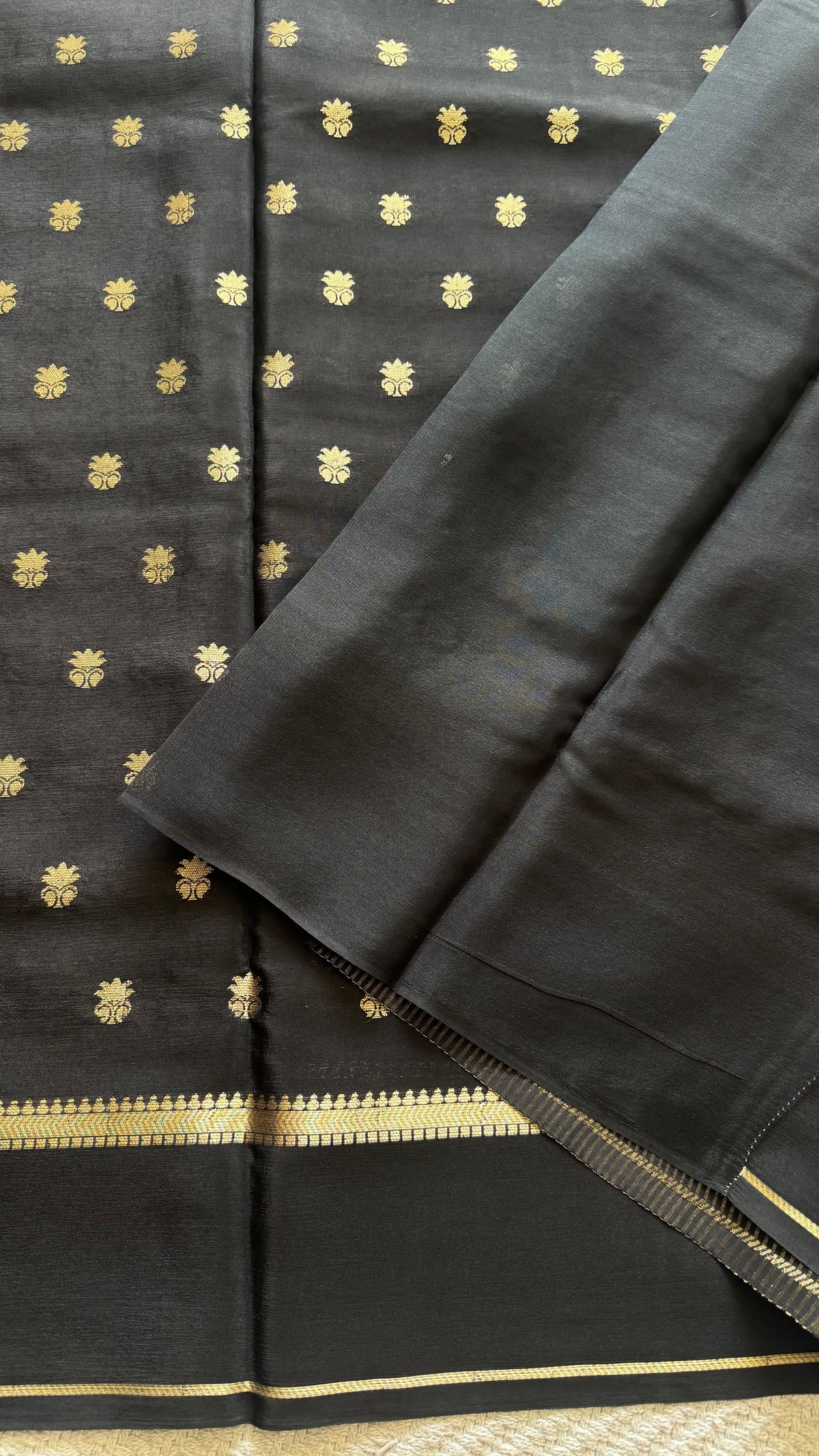 MYSORE CREPE SAREE SUV5858-BLACK